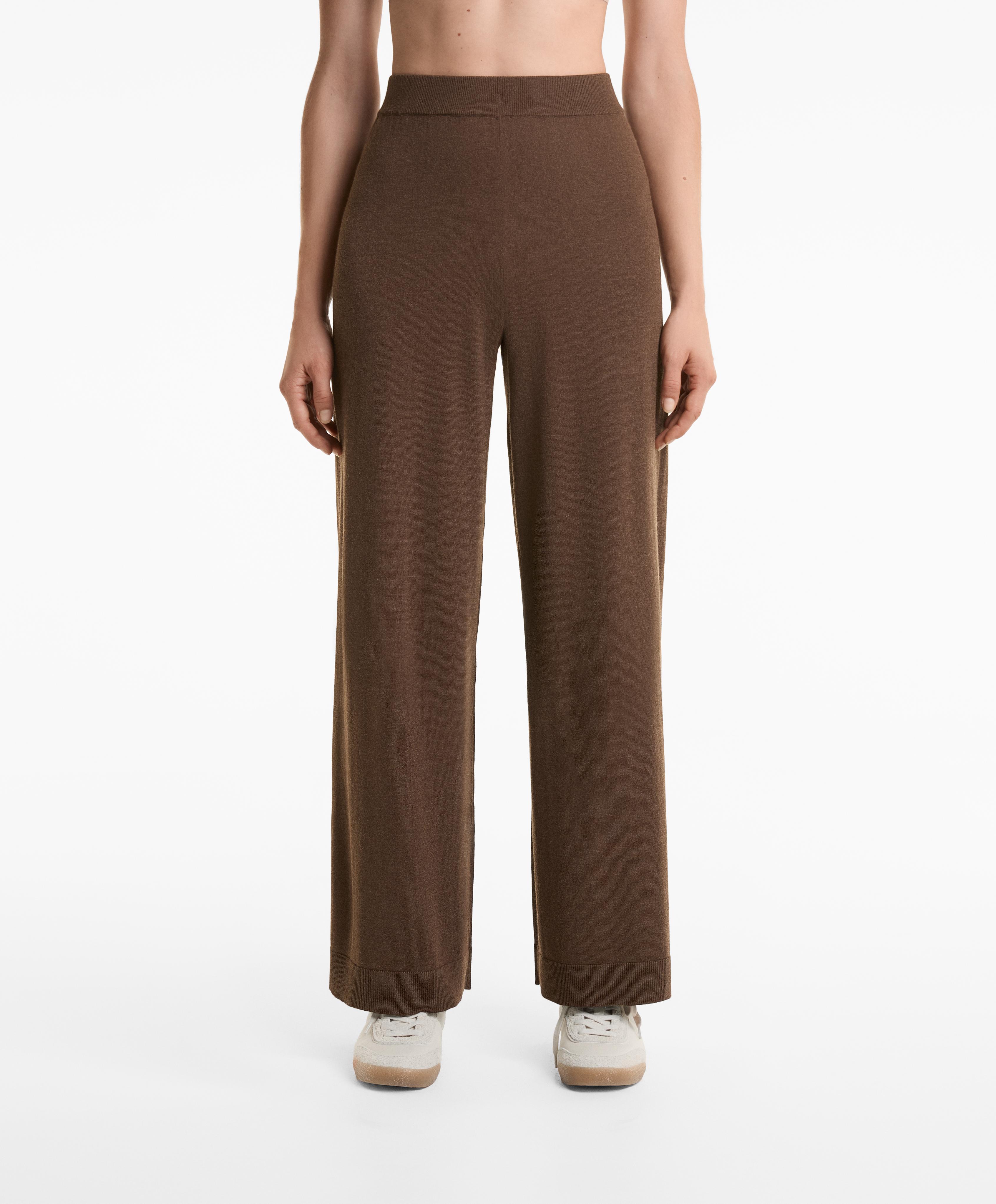 Pantalon droit en maille 10 % cachemire Pantalon droit en maille 10 % cachemire