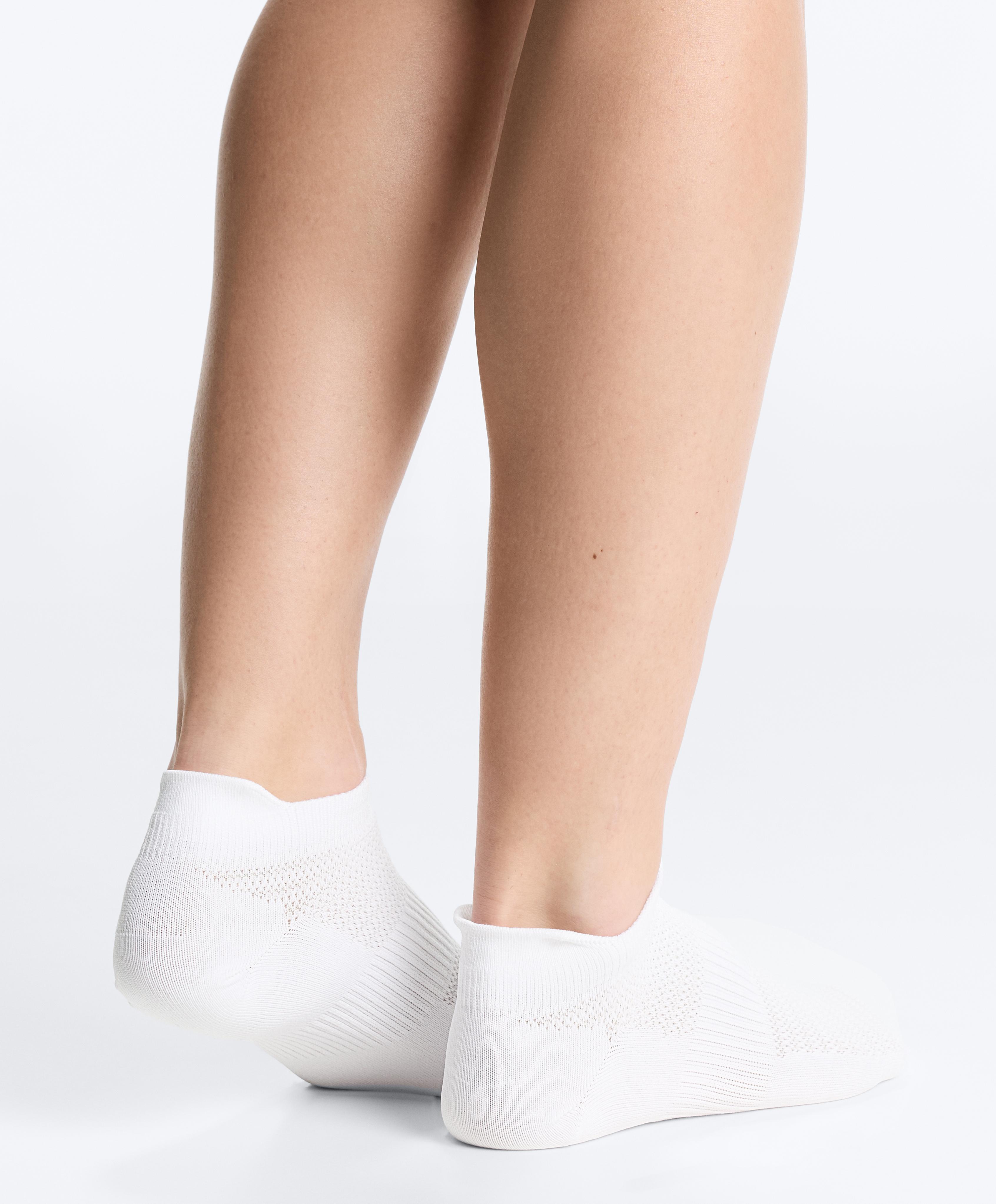 3 pack of polyamide blend sneaker socks with heel tab — GREY