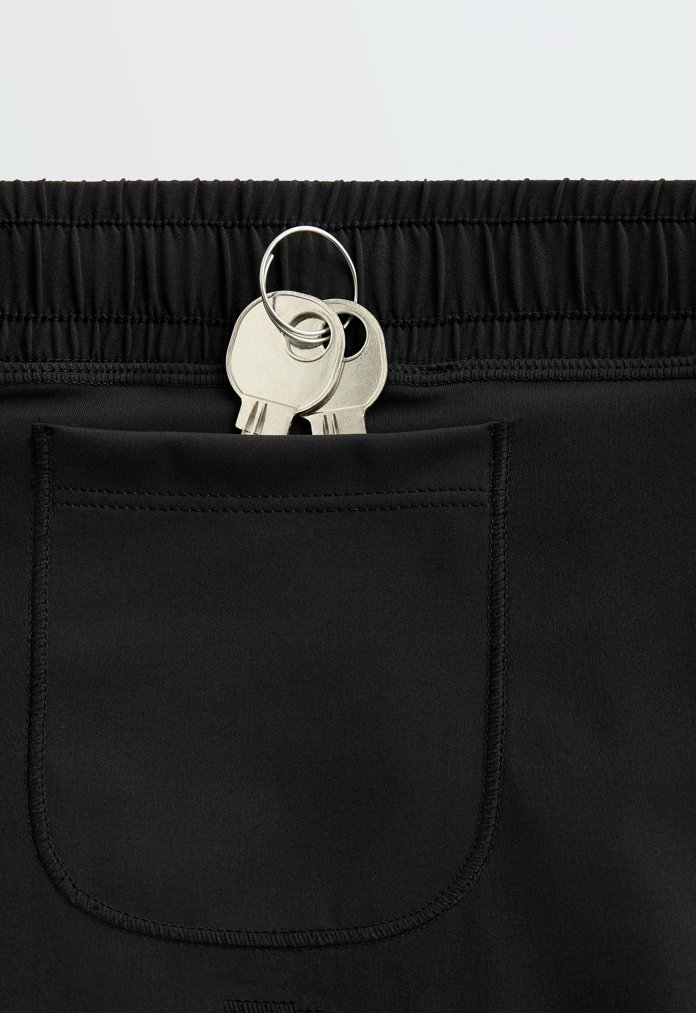 Light Touch 2-in-1 mid-rise shorts — BLACK