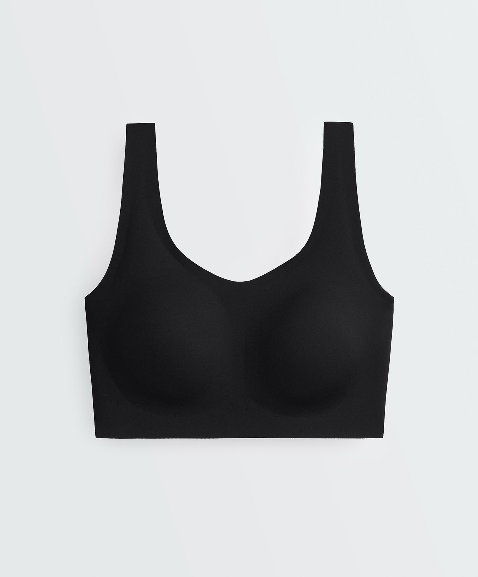 Perfect-adapt medium-support sports bra with cups — BLACK