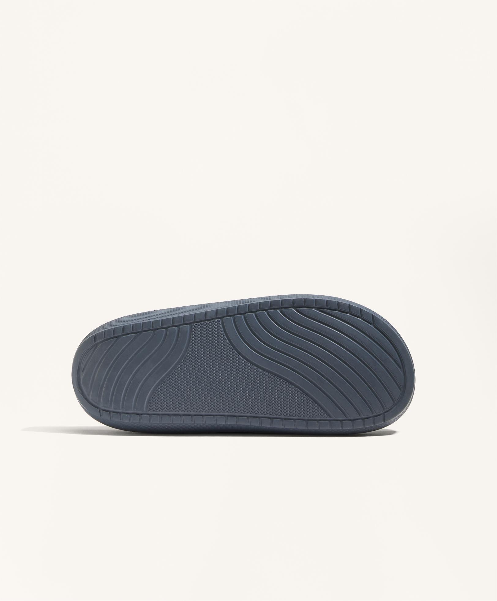 Sandalia baño OYSHO España Rebajas