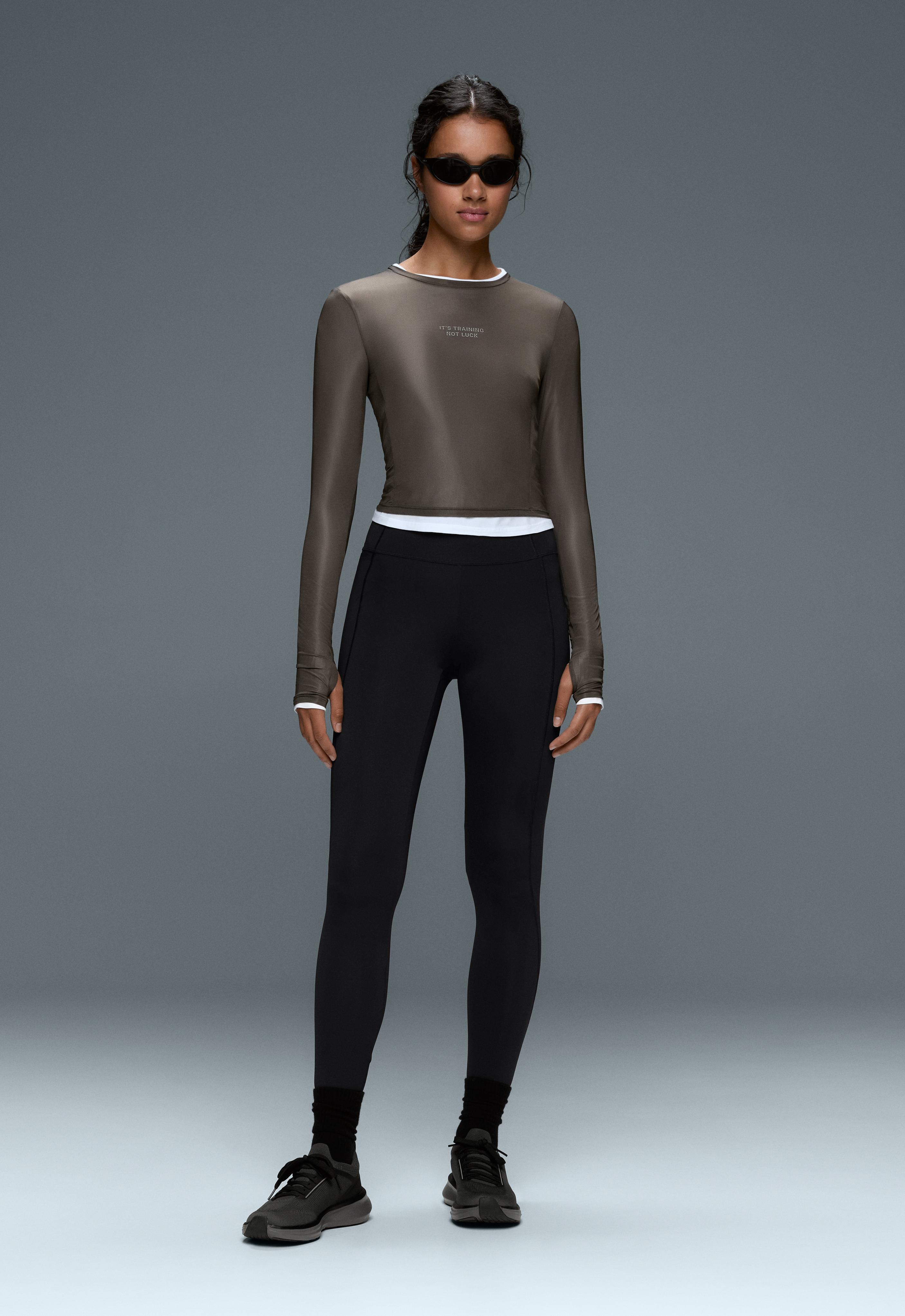 Ankle-length High rise Rapid Dry leggings with pockets