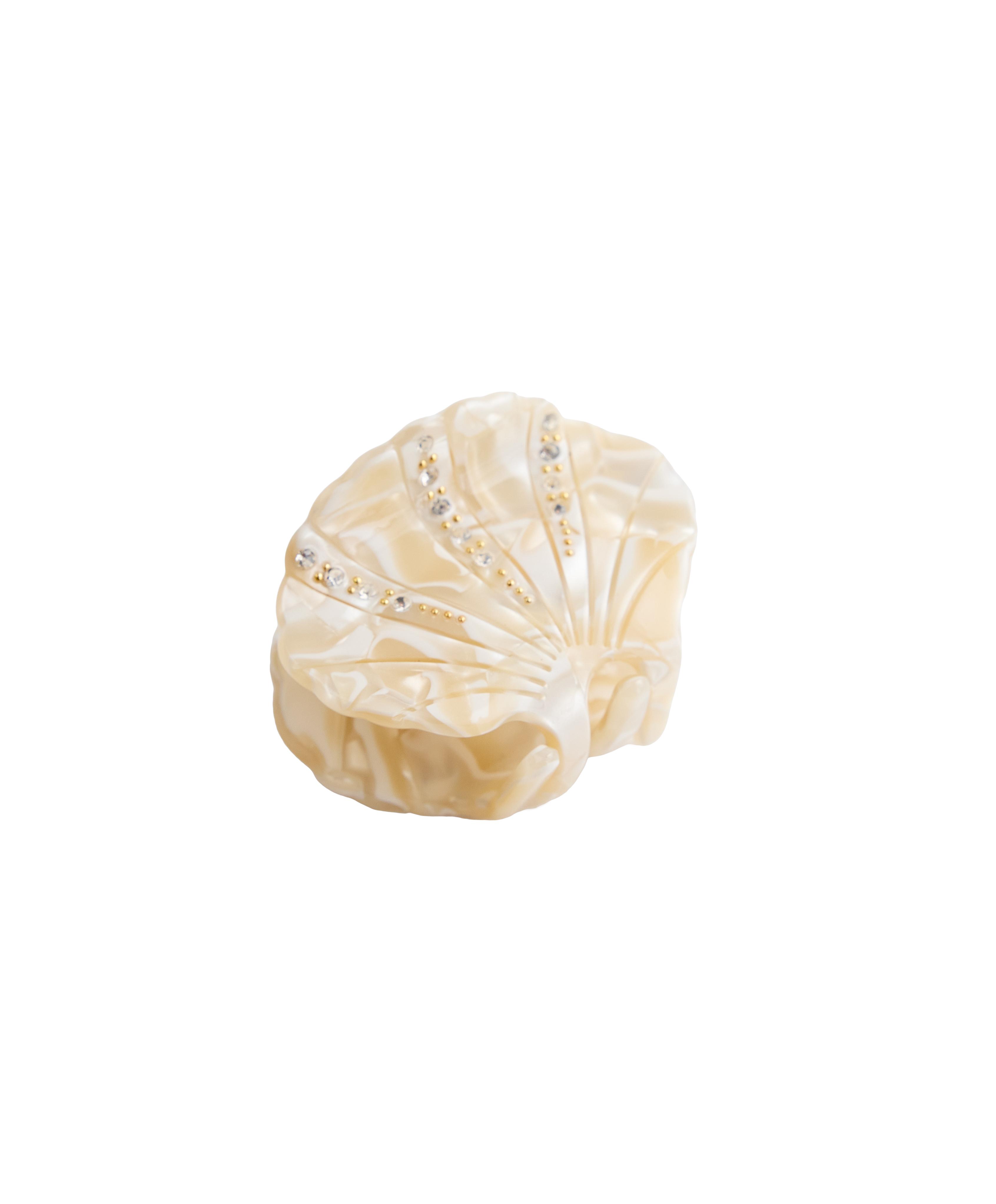 Small shell hair clip — SAND