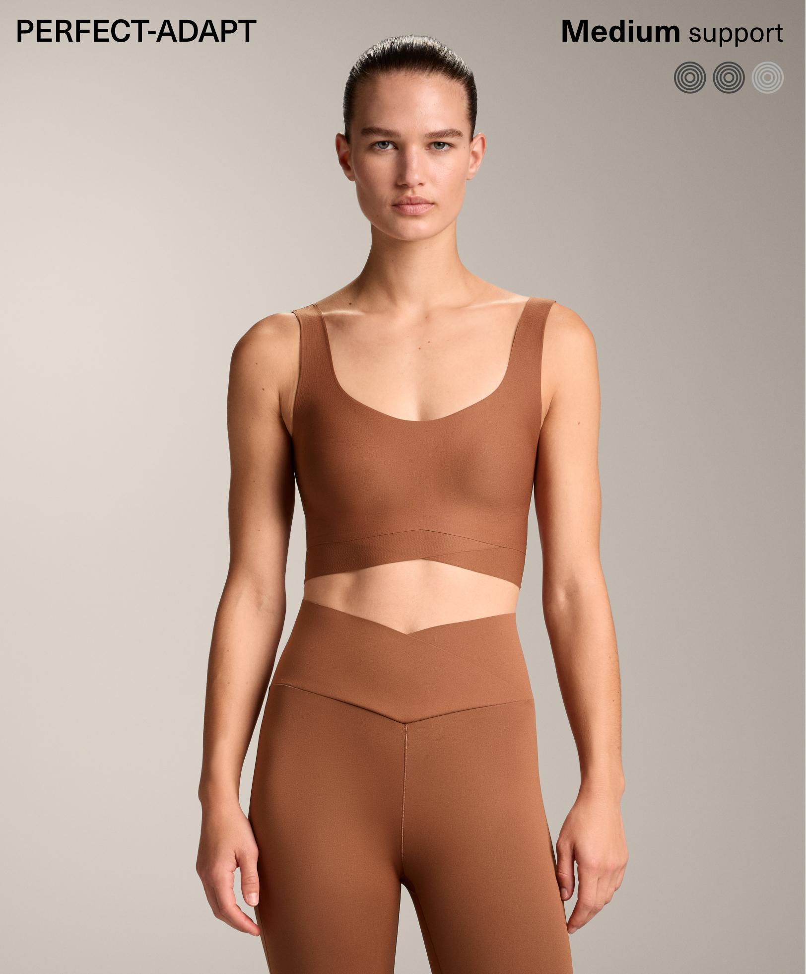 Perfect-adapt medium support sports bra with cups Perfect-adapt medium support sports bra with cups