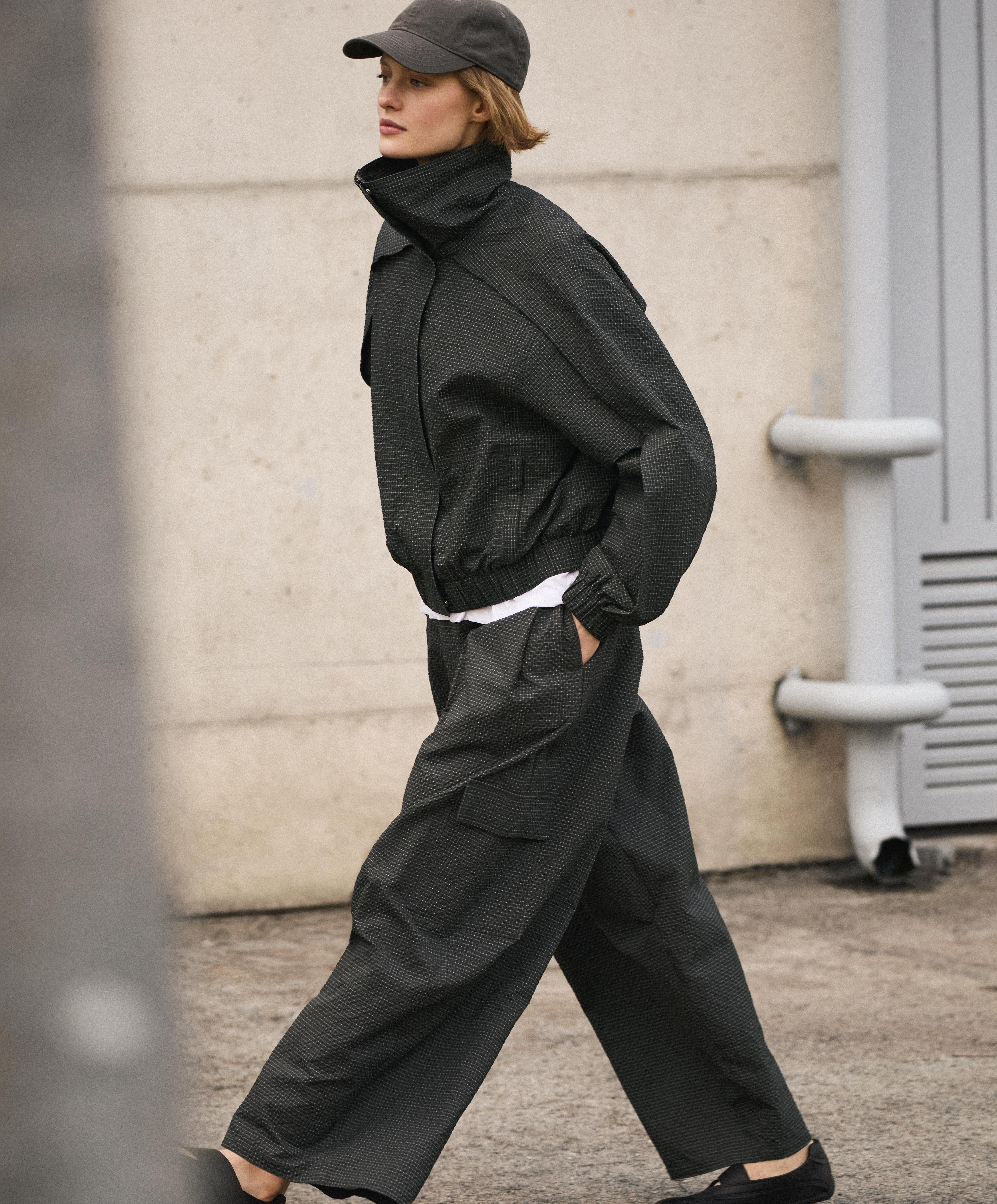 Water-repellent checked nylon long cargo trousers — BLACK