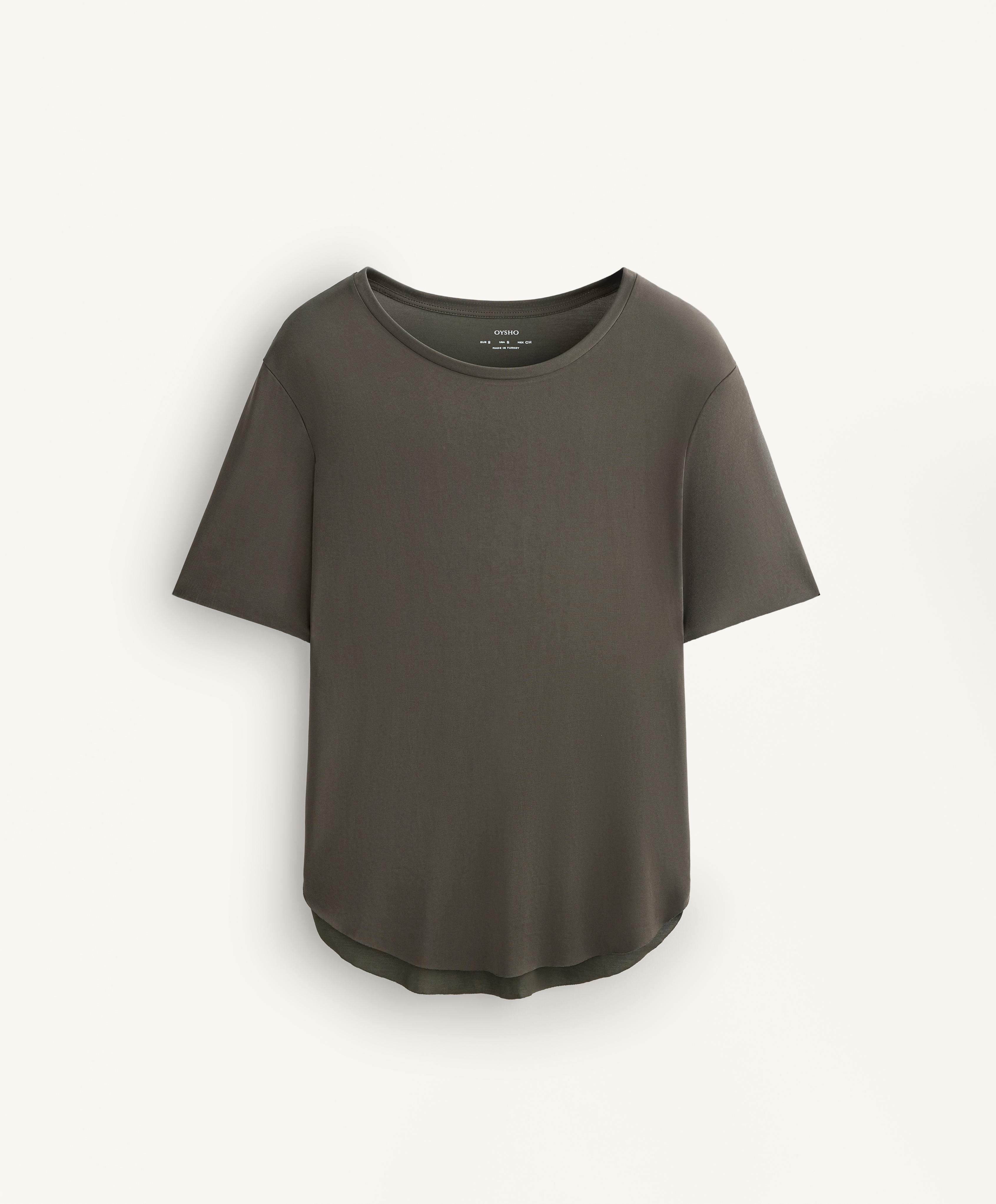 Modal blend short-sleeved T-shirt with rounded back hem Modal blend short-sleeved T-shirt with rounded back hem