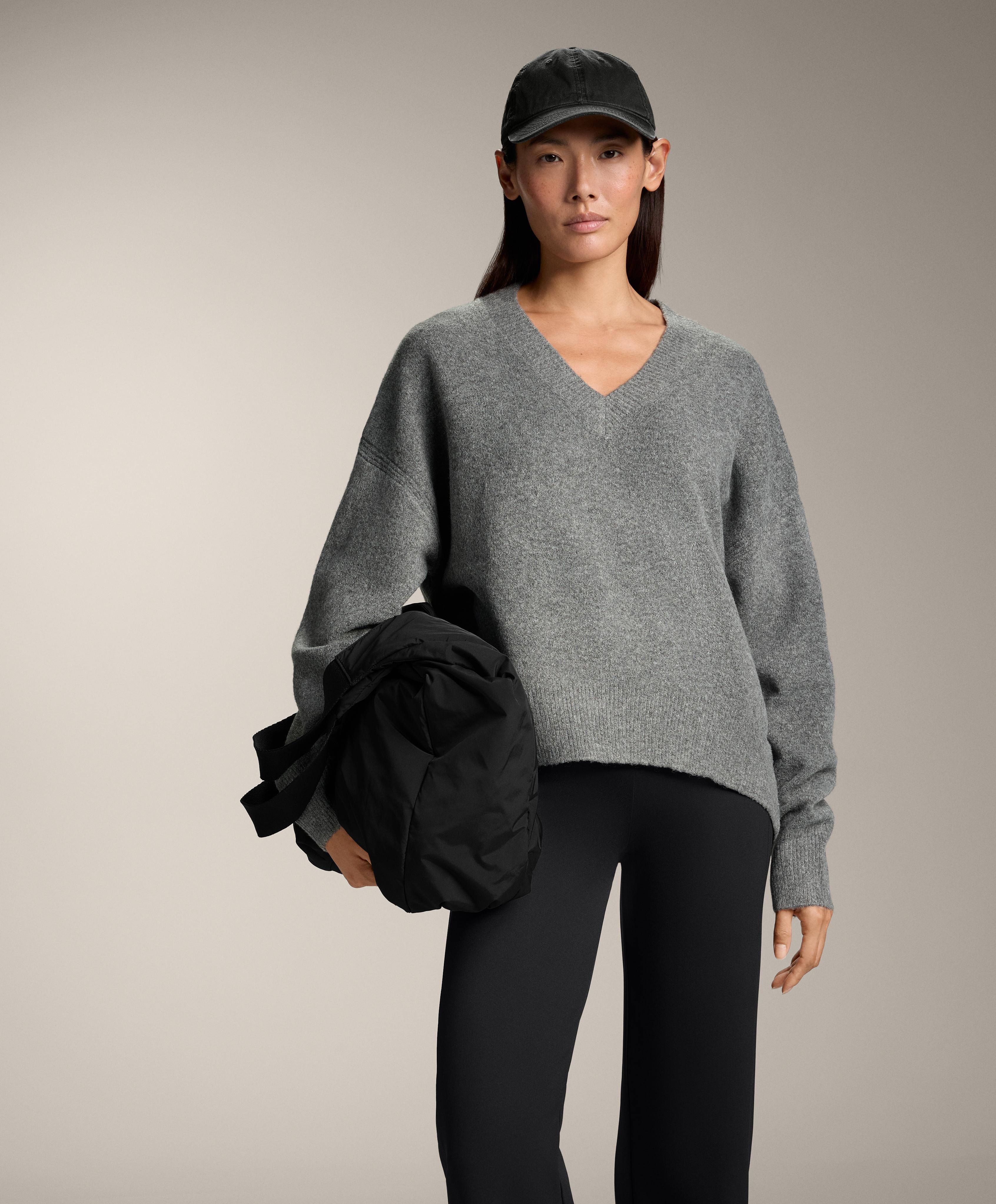 Soft knit V-neck jumper