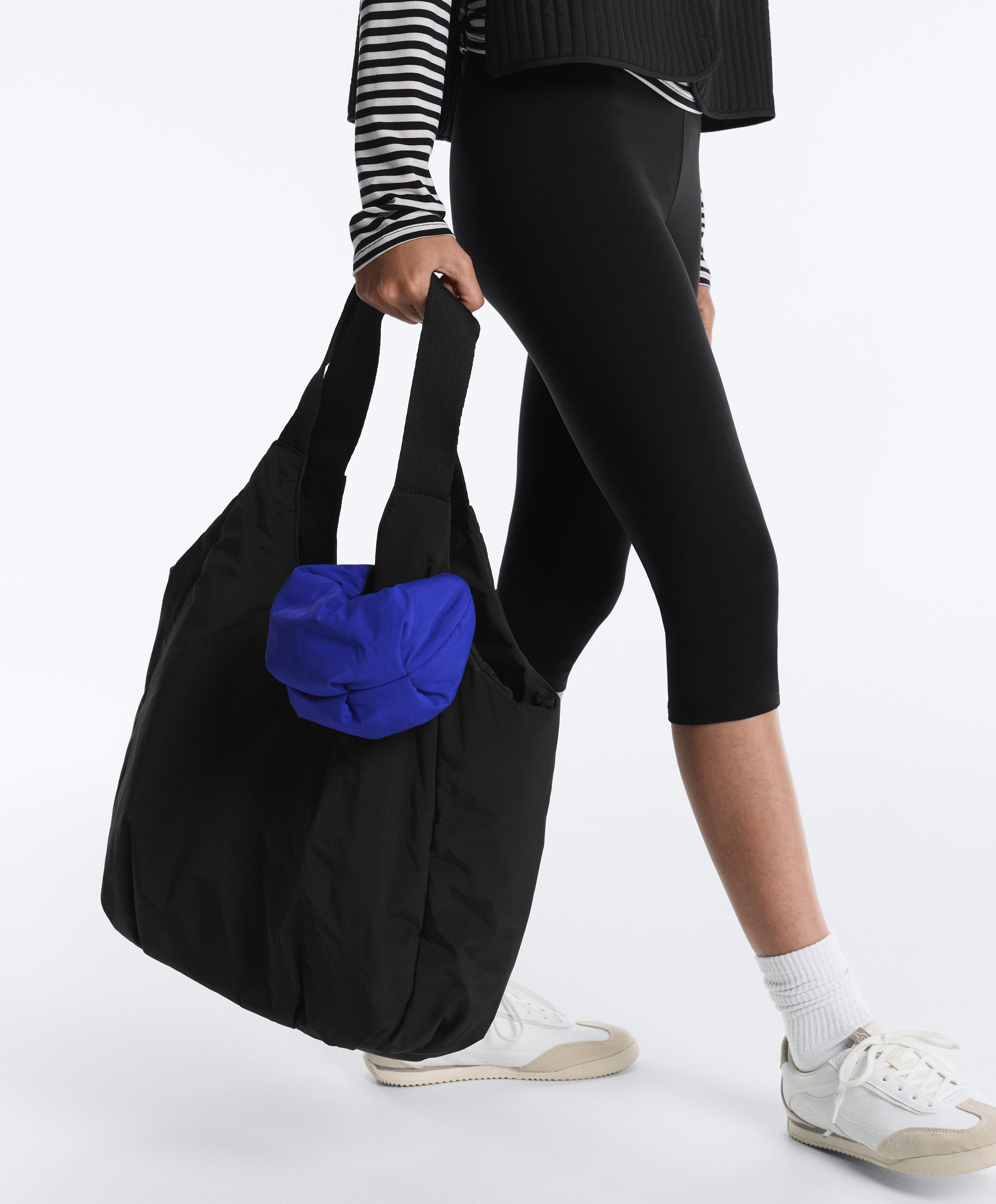 Mini quilted crossbody bag — BLUE