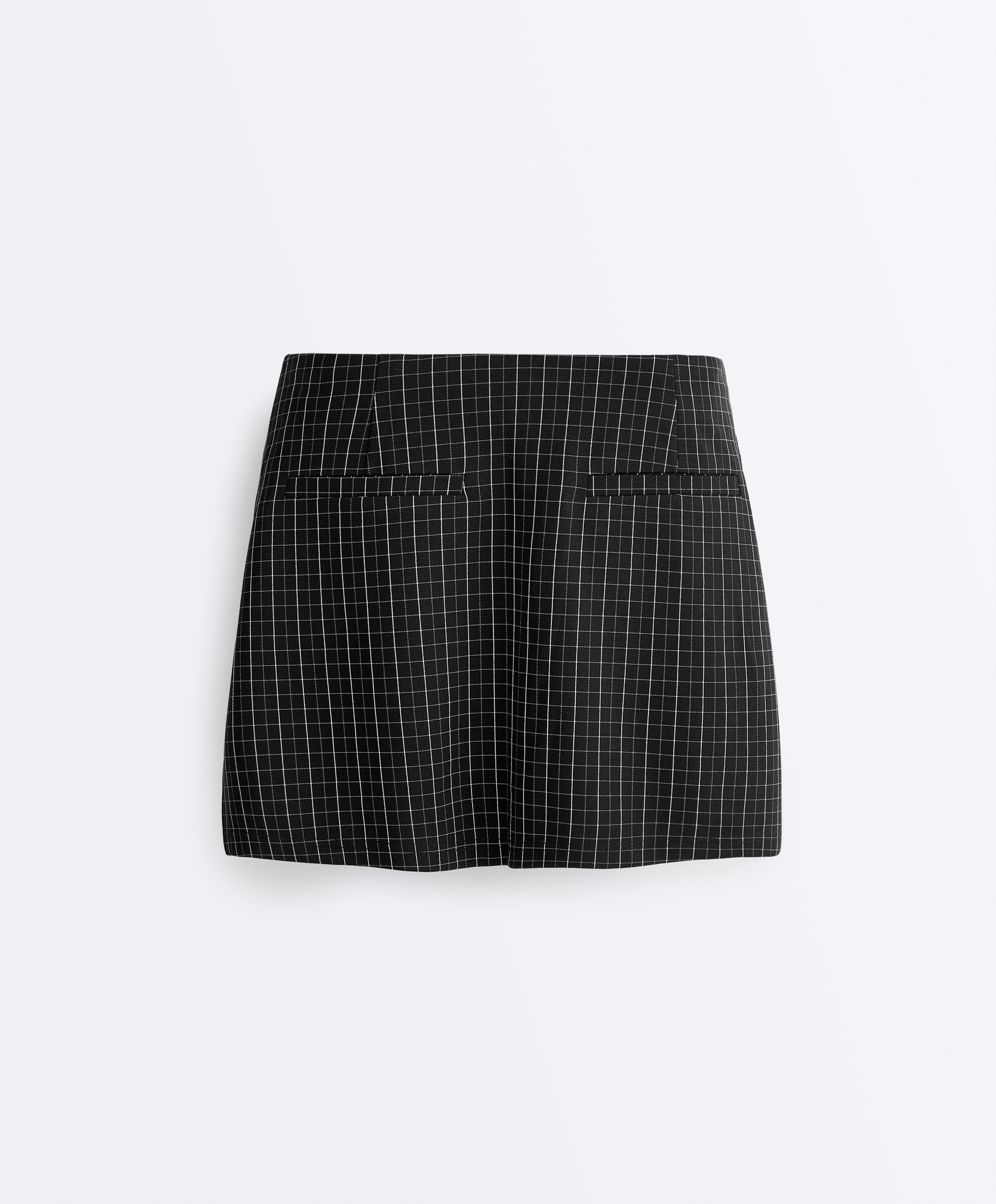 Check short skirt — BLACK