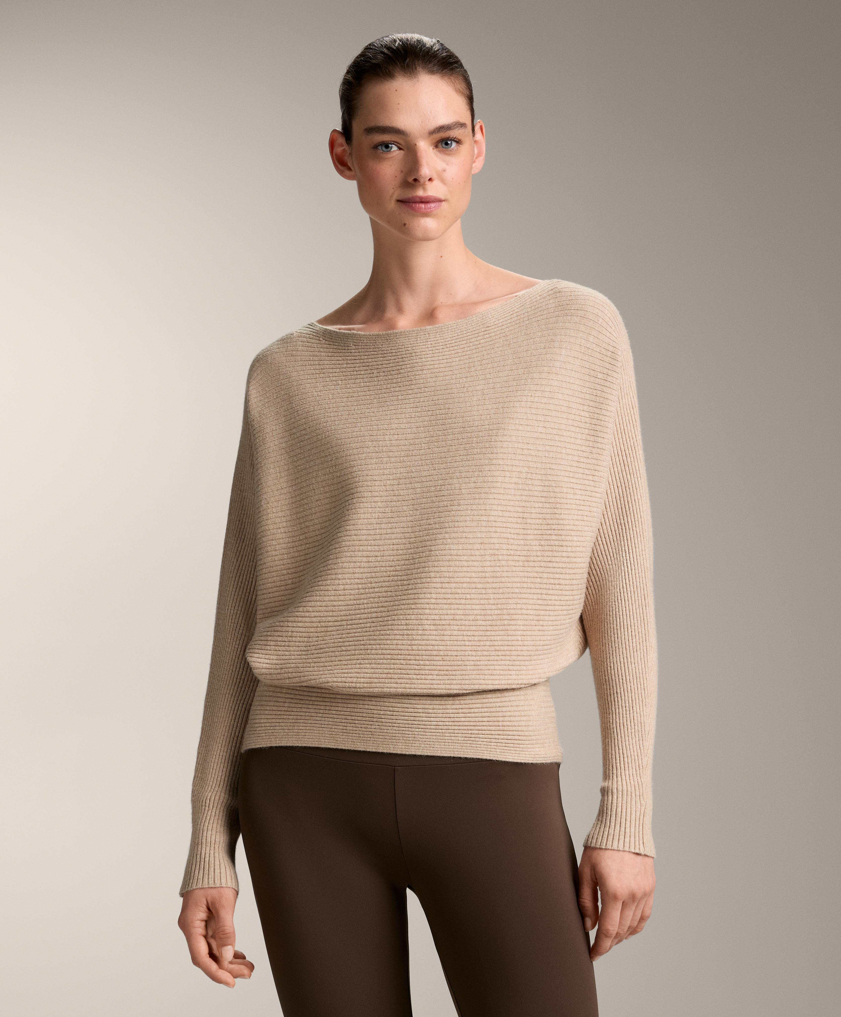 Maglia a costine con spalle scoperte Maglia a costine con spalle scoperte
