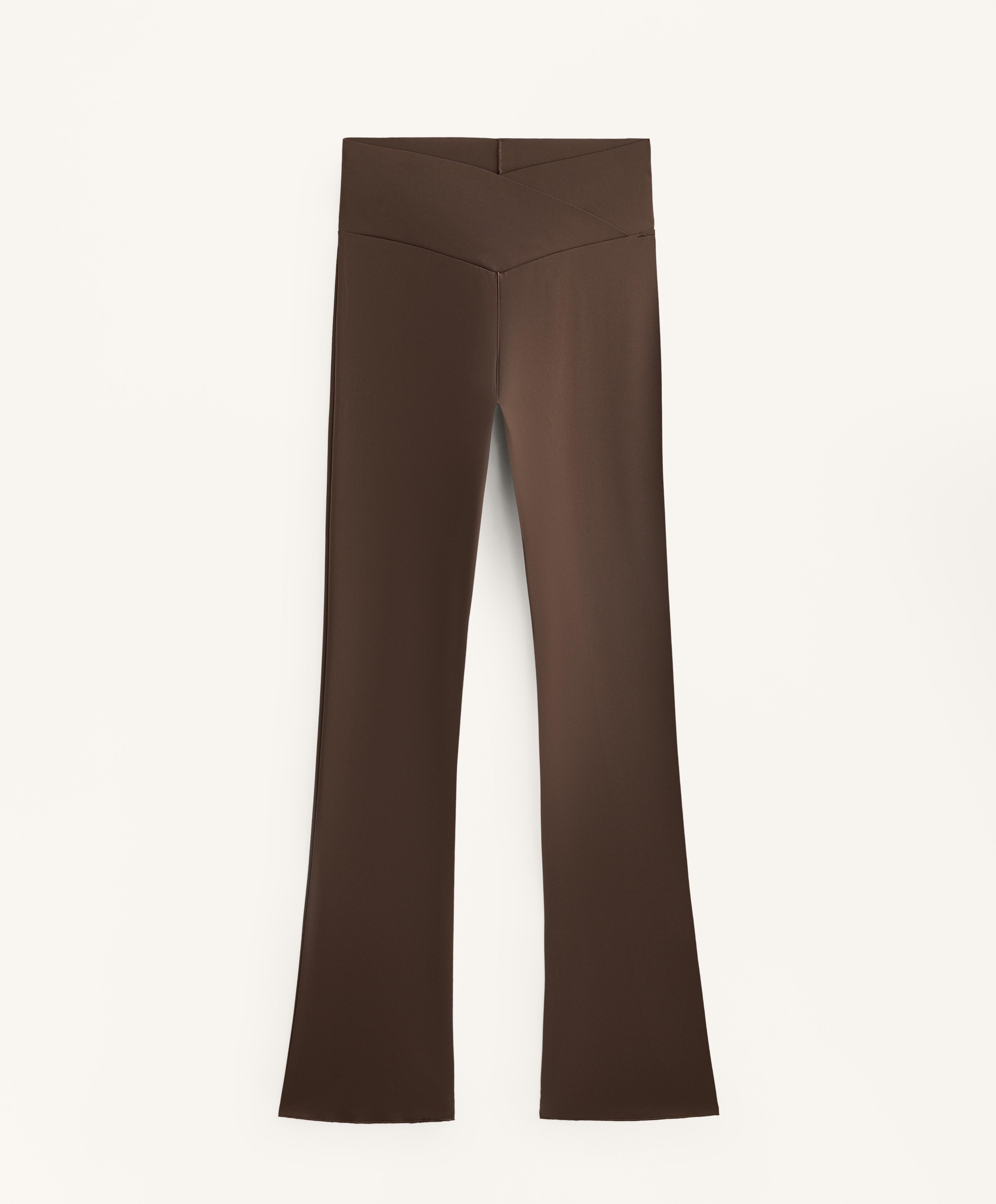 Pantalón flare Perfect-adapt cintura en V cruzada Pantalón flare Perfect-adapt cintura en V cruzada