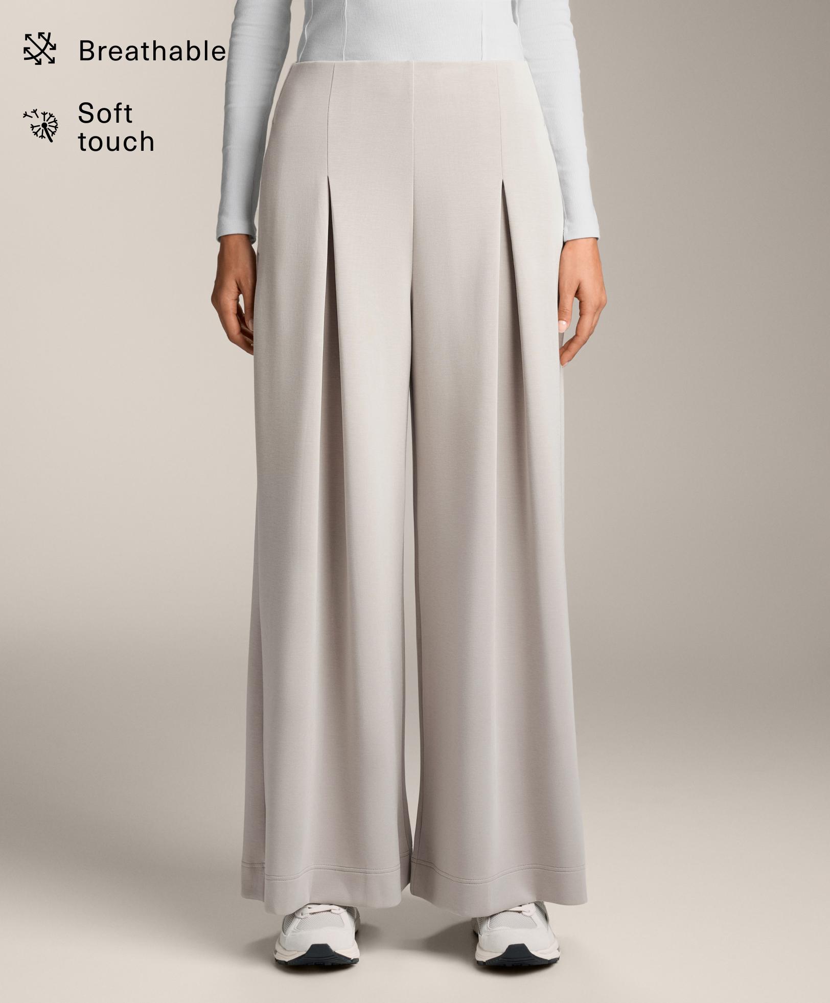 Soft-touch wide-leg pleated trousers with modal