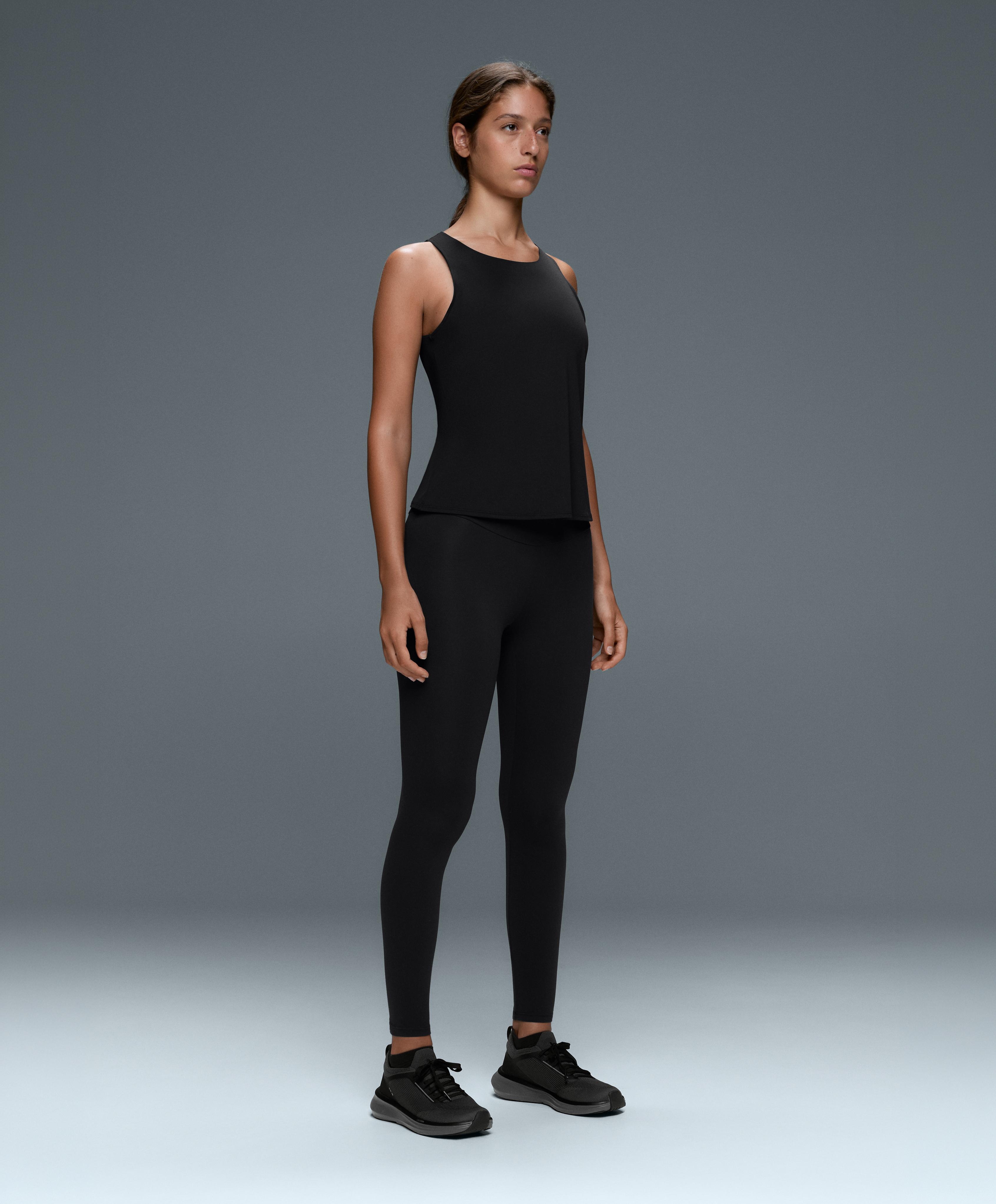 Comfortlux cross-back T-shirt — BLACK