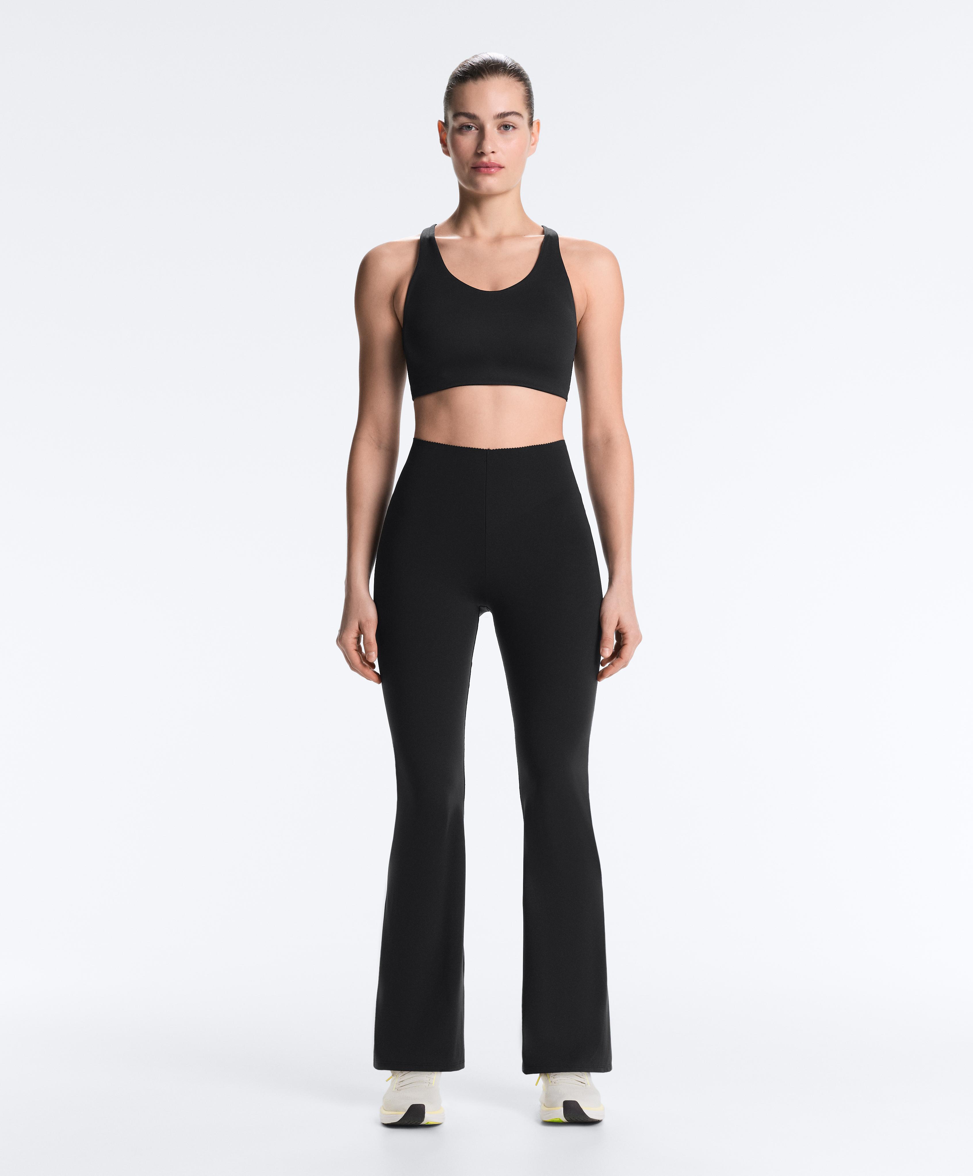 Black compressive raise-up flare total look Black compressive raise-up flare total look