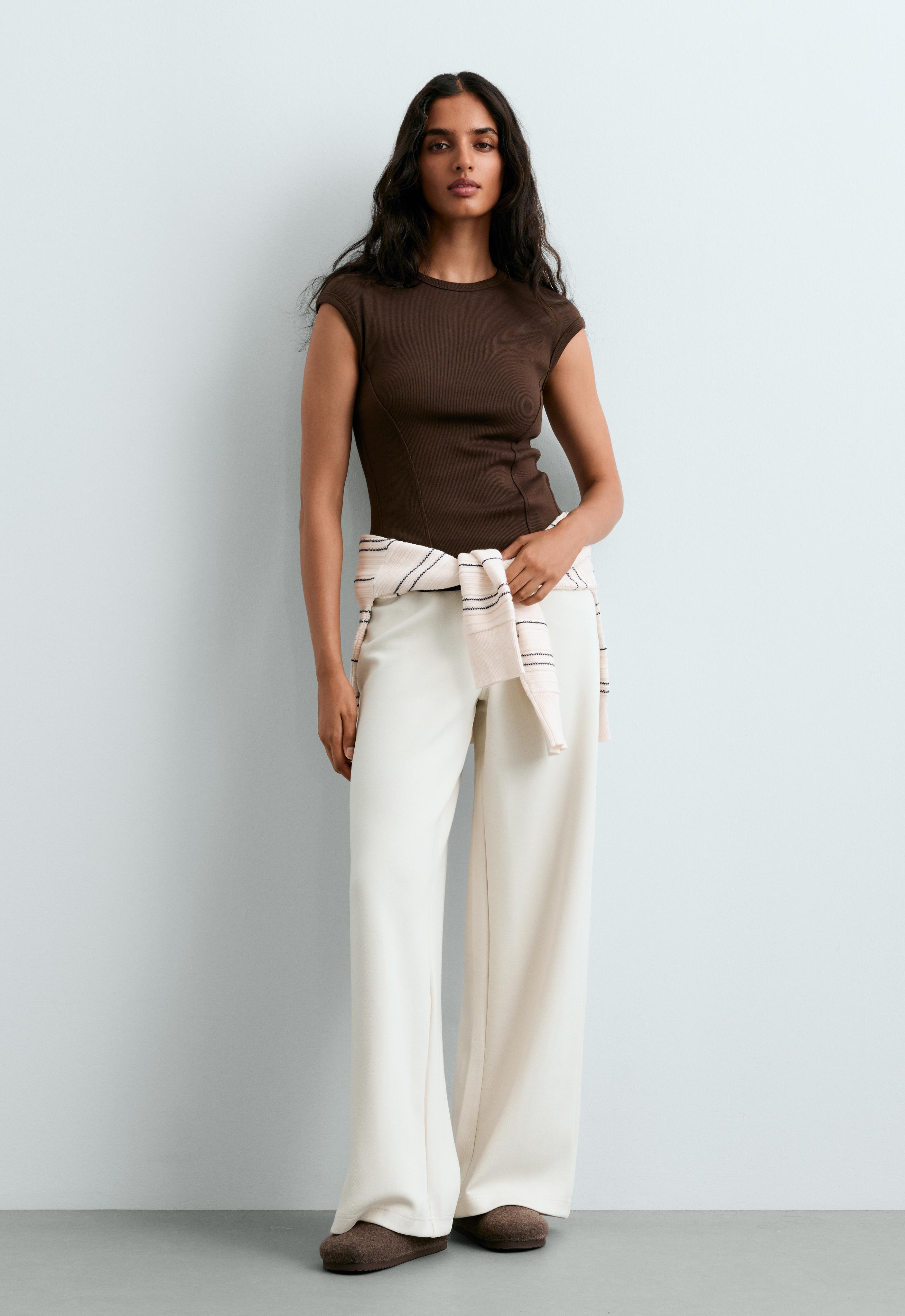 Short-sleeved rib top with cotton and modal — DARK BROWN