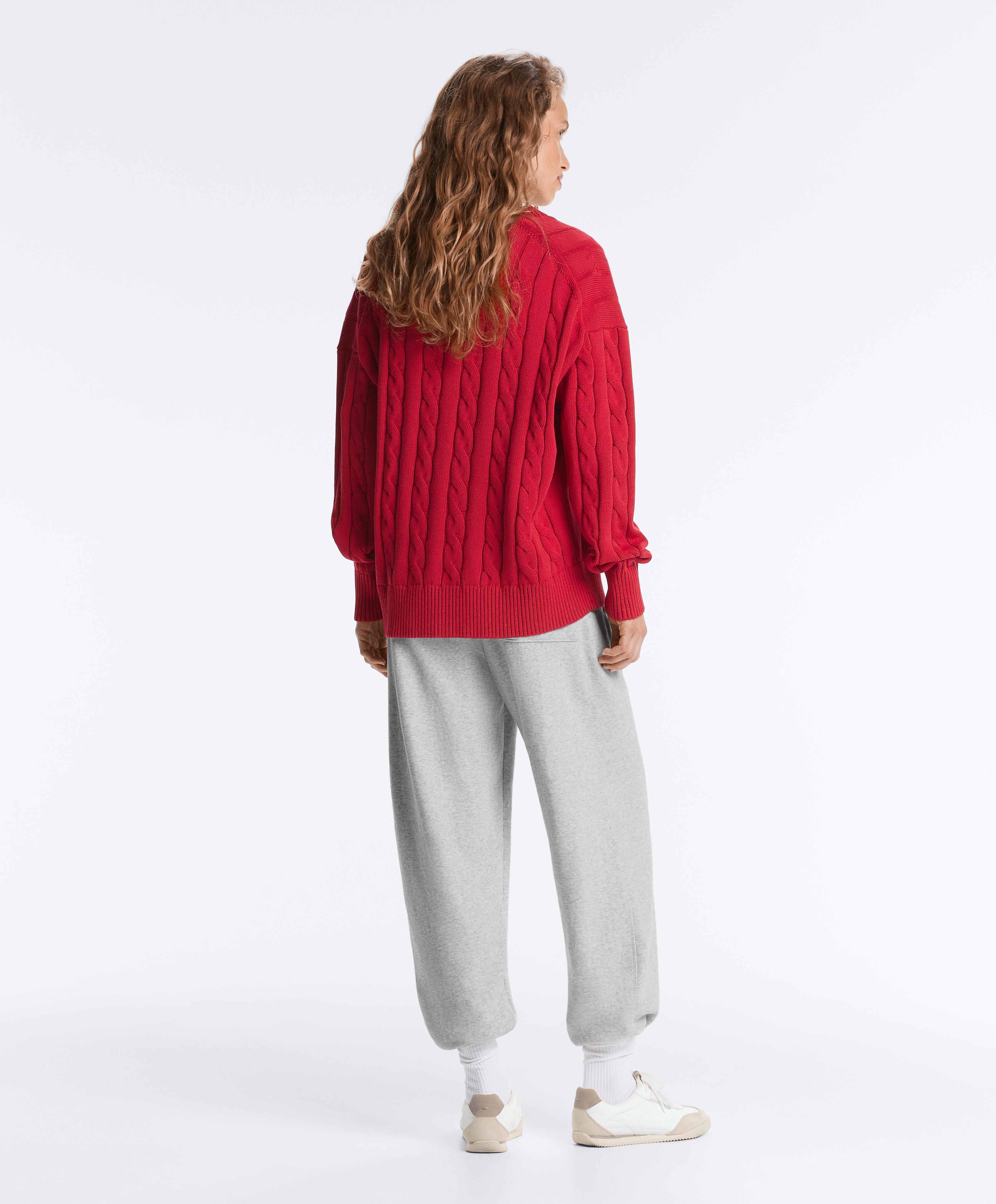 100% cotton cable knit V-neck jumper — BRIGHT RED