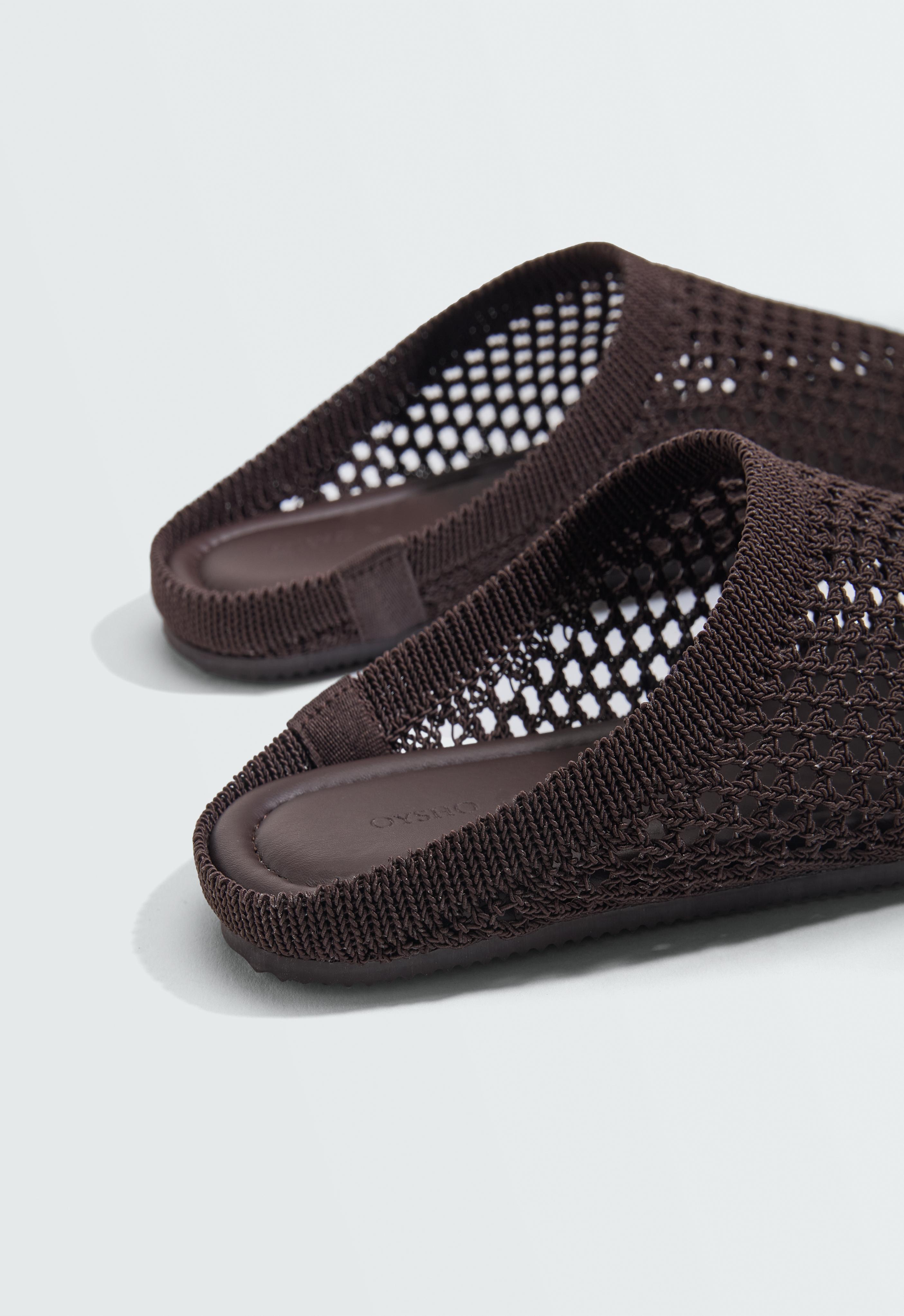 Crochet open-back clogs — BROWN