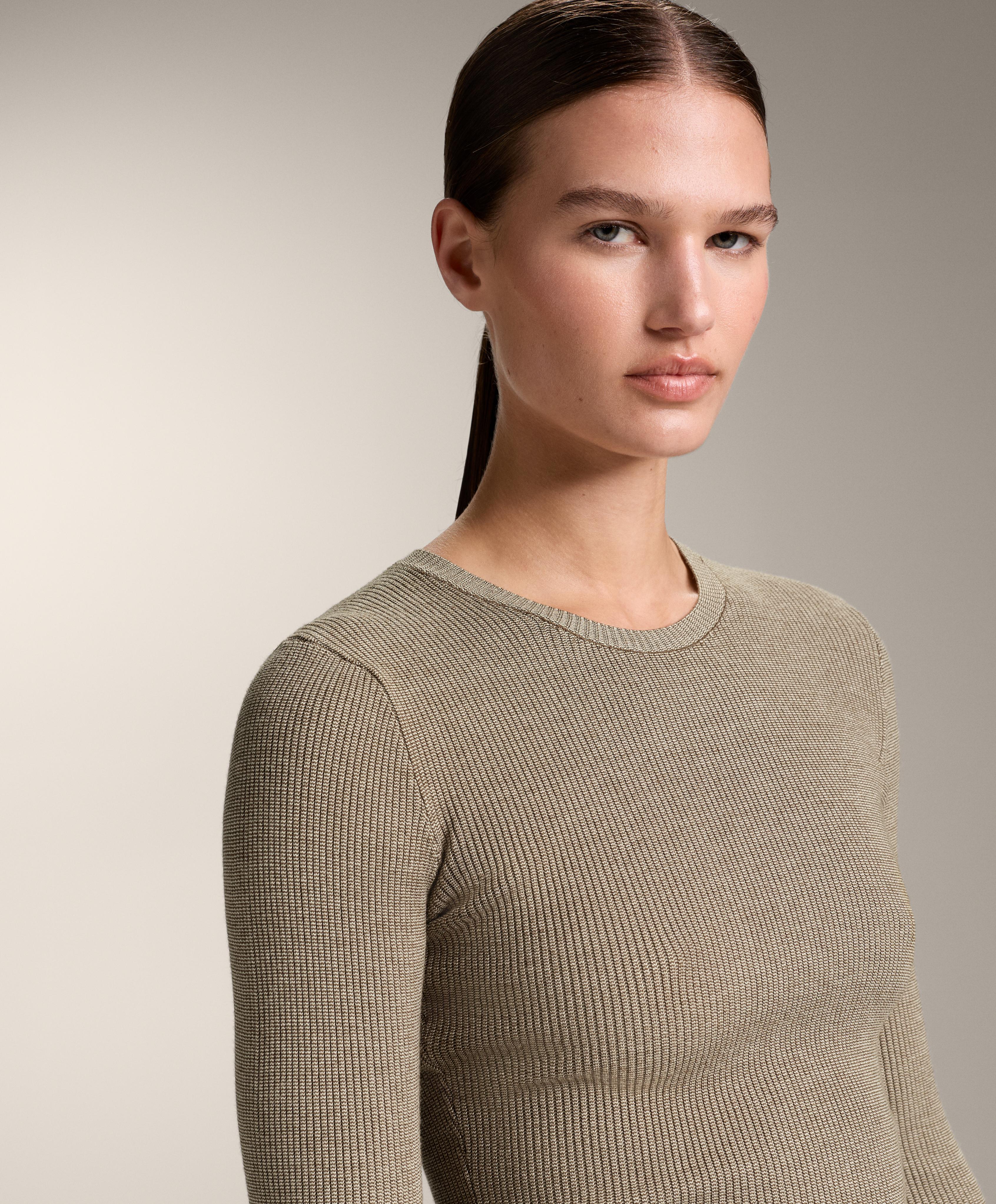 Textured knit base layer T-shirt — OLIVE GREEN