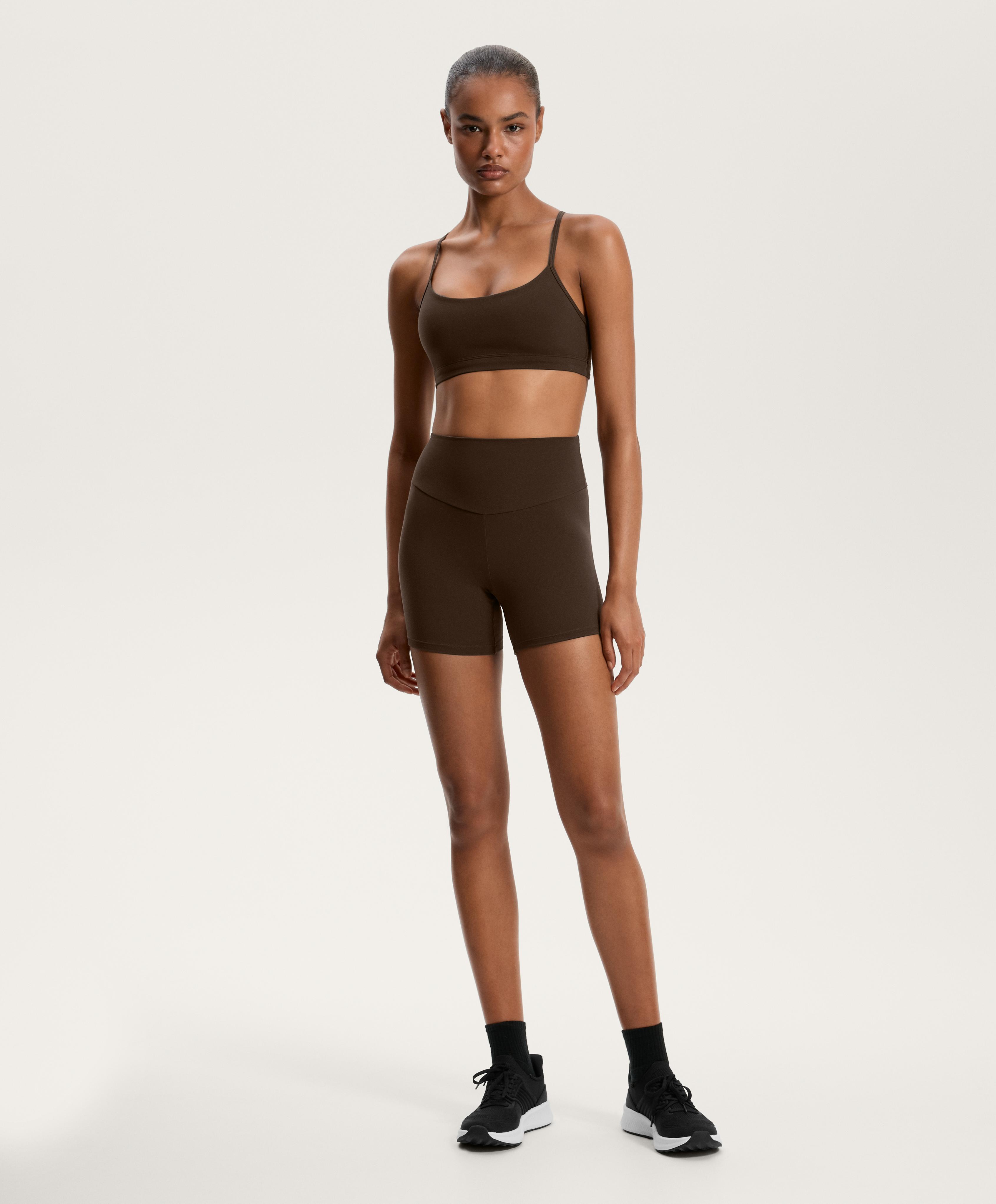 High-waisted Comfortlux 10 cm hot pants | OYSHO United States