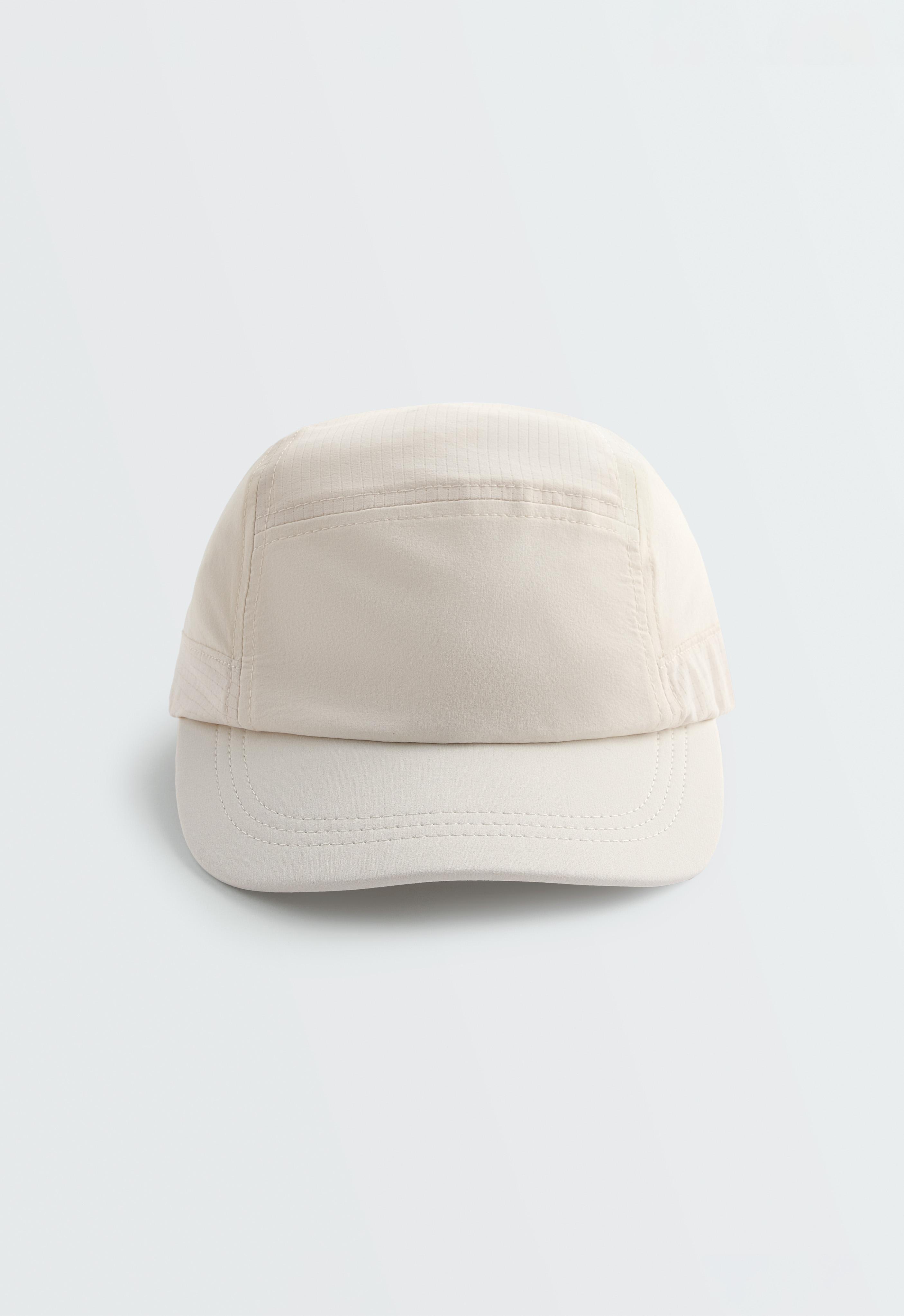 Sports cap — SAND