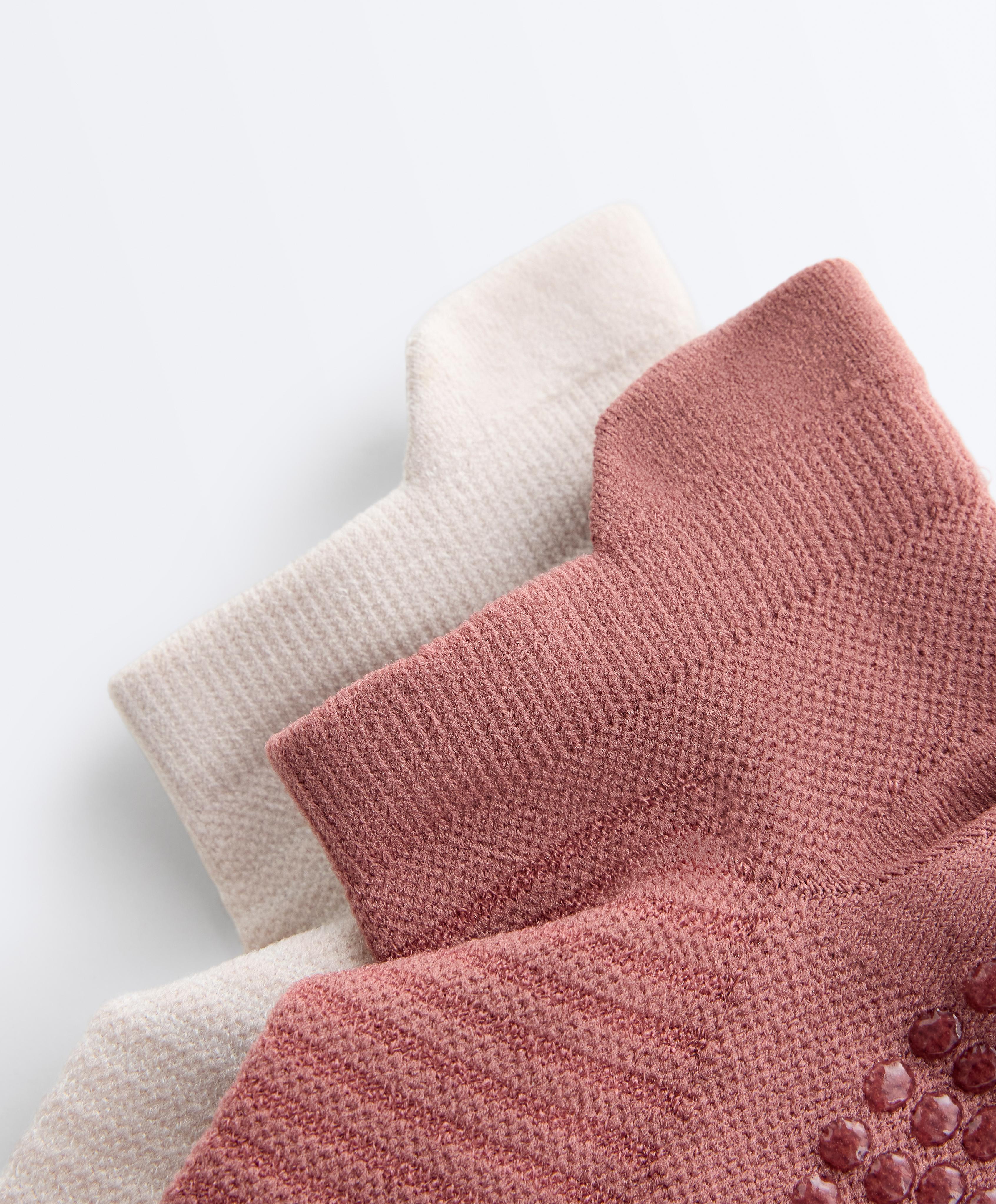 2 pairs of polyamide blend yoga and Pilates sneaker socks — LIGHT STONE