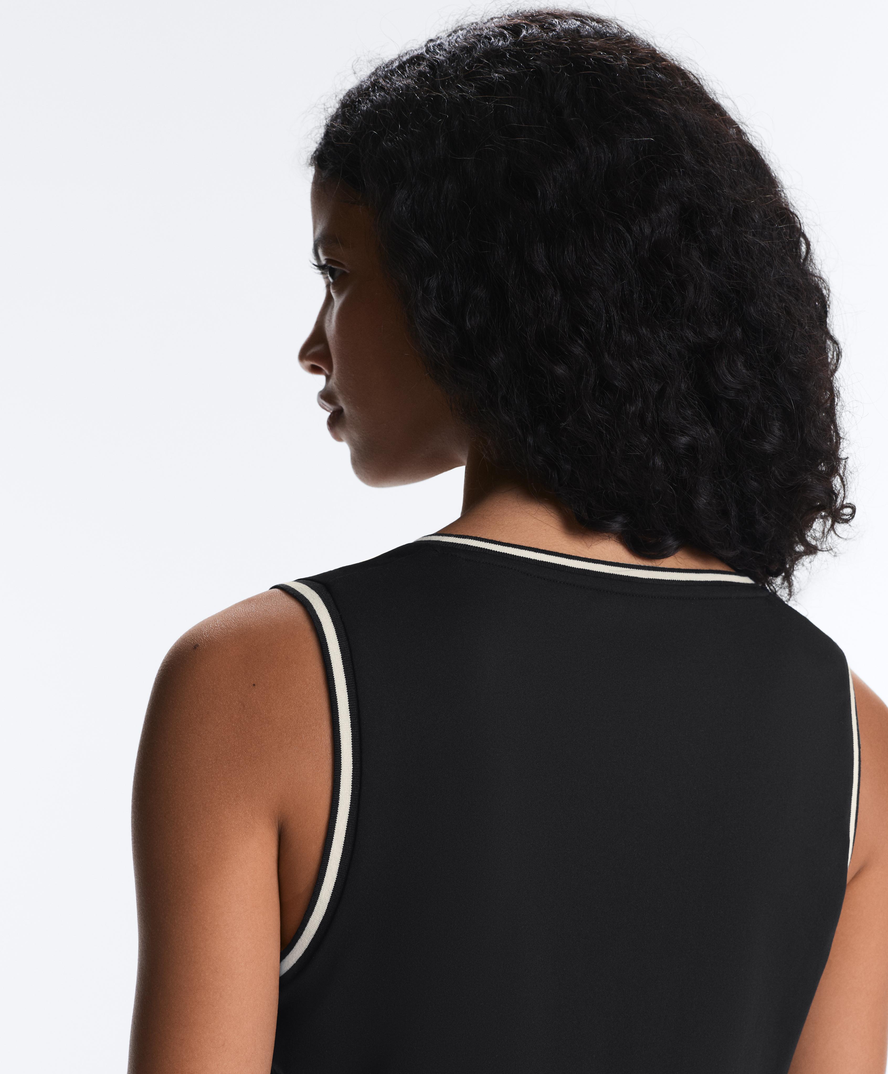 Sleeveless V-neck T-shirt — BLACK