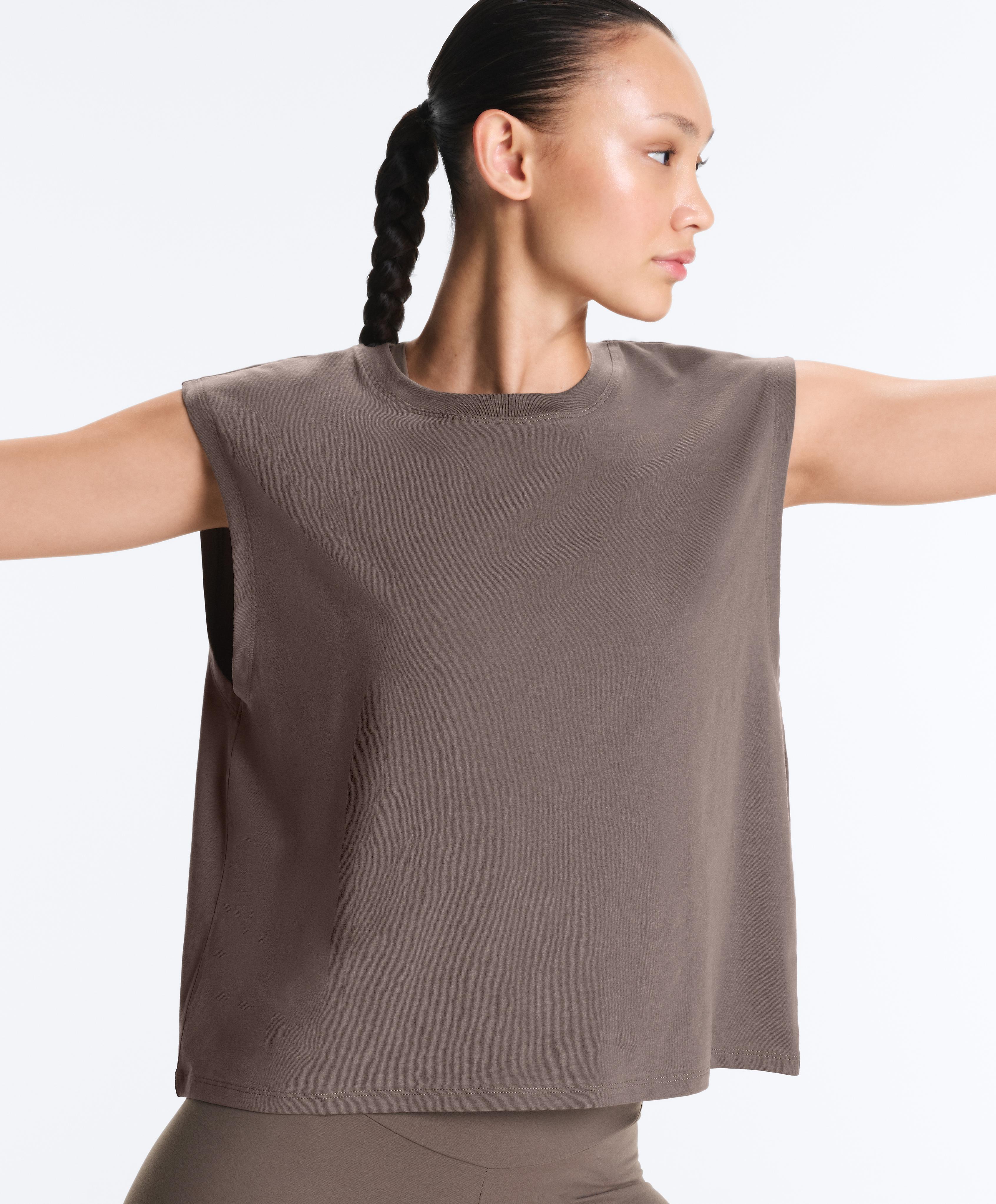 Cotton blend sleeveless T-shirt Cotton blend sleeveless T-shirt