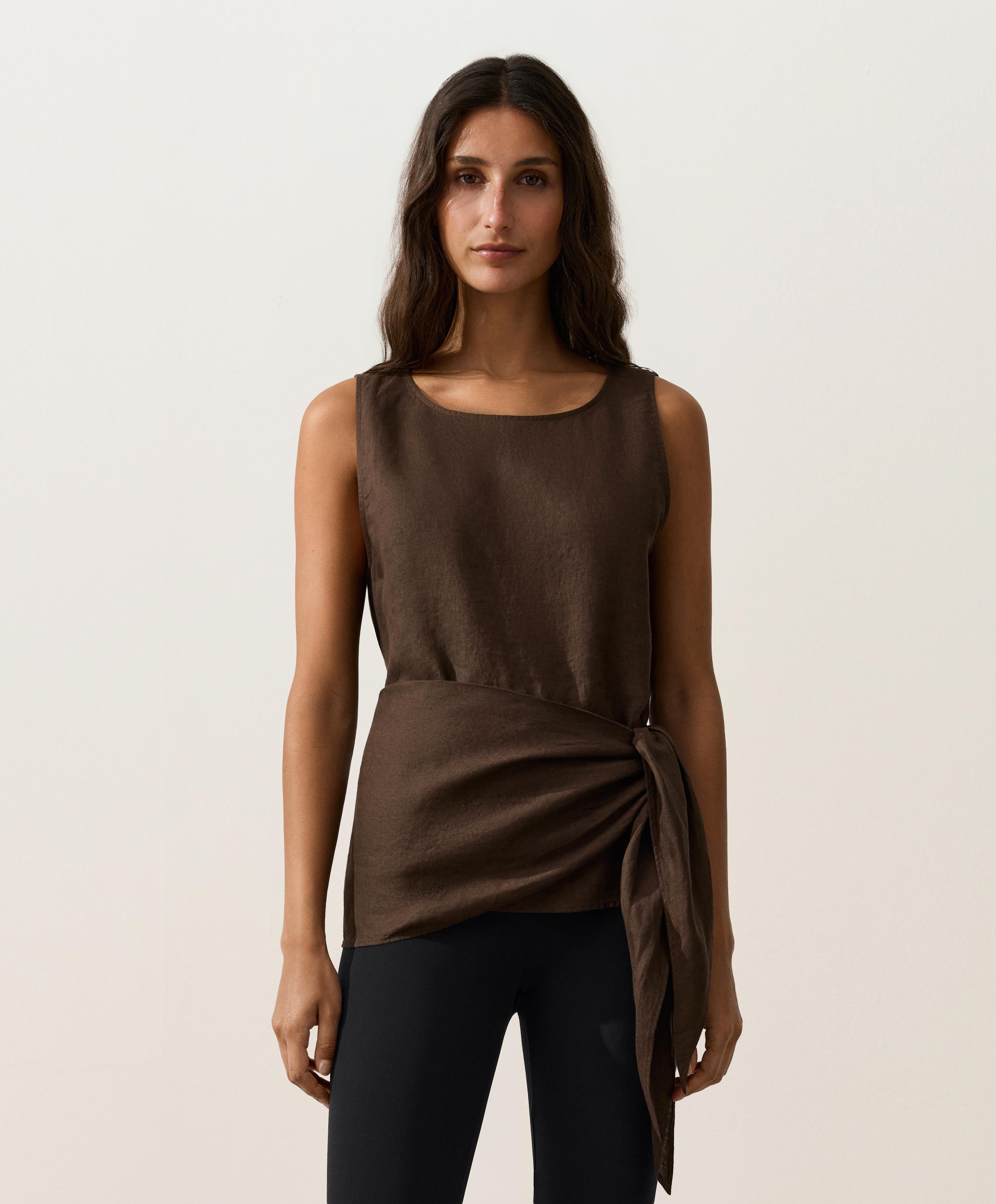 Sleeveless top with 100% linen scarf — DARK BROWN
