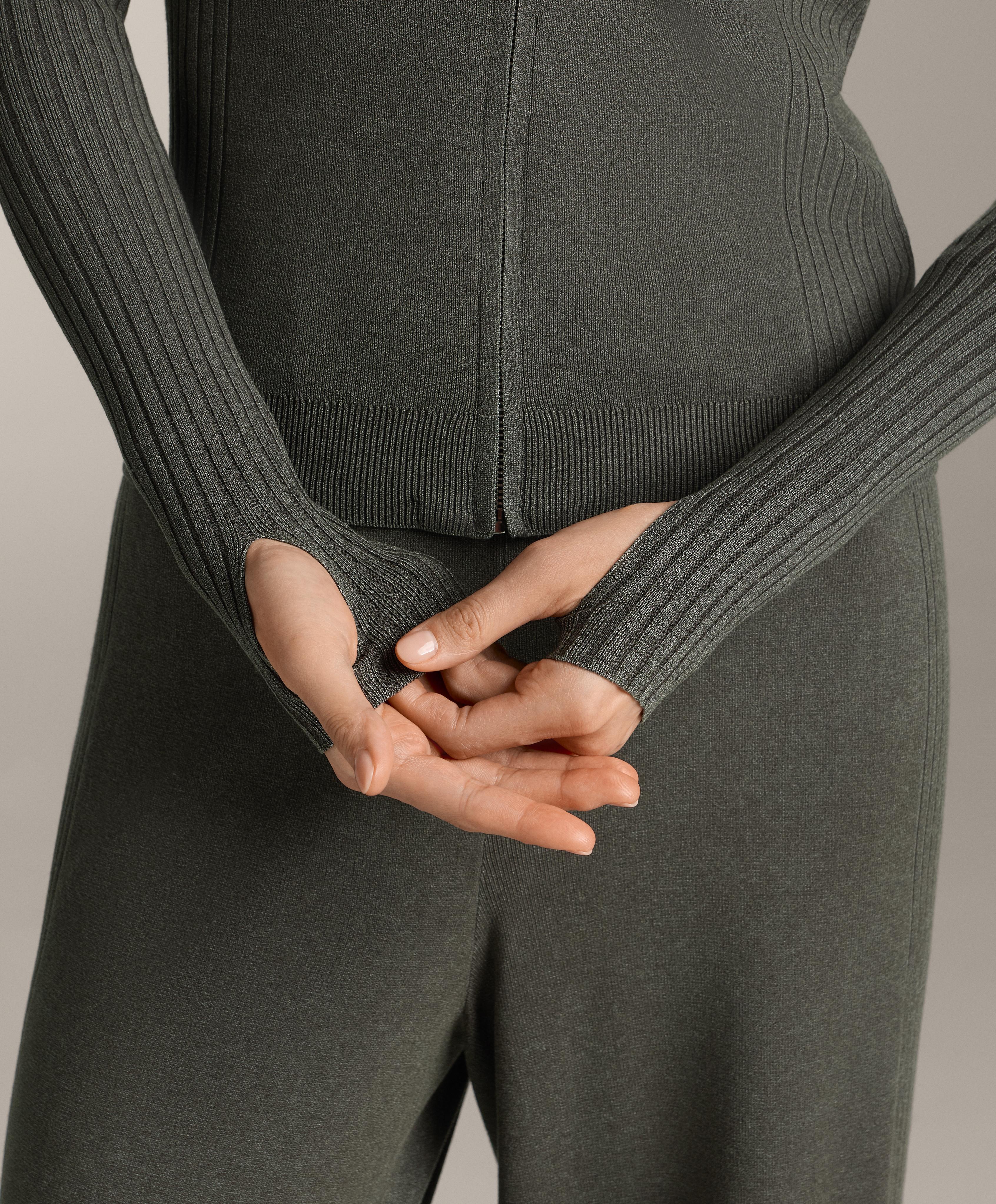 Slim Fit knit jacket with hood Slim Fit knit jacket with hood