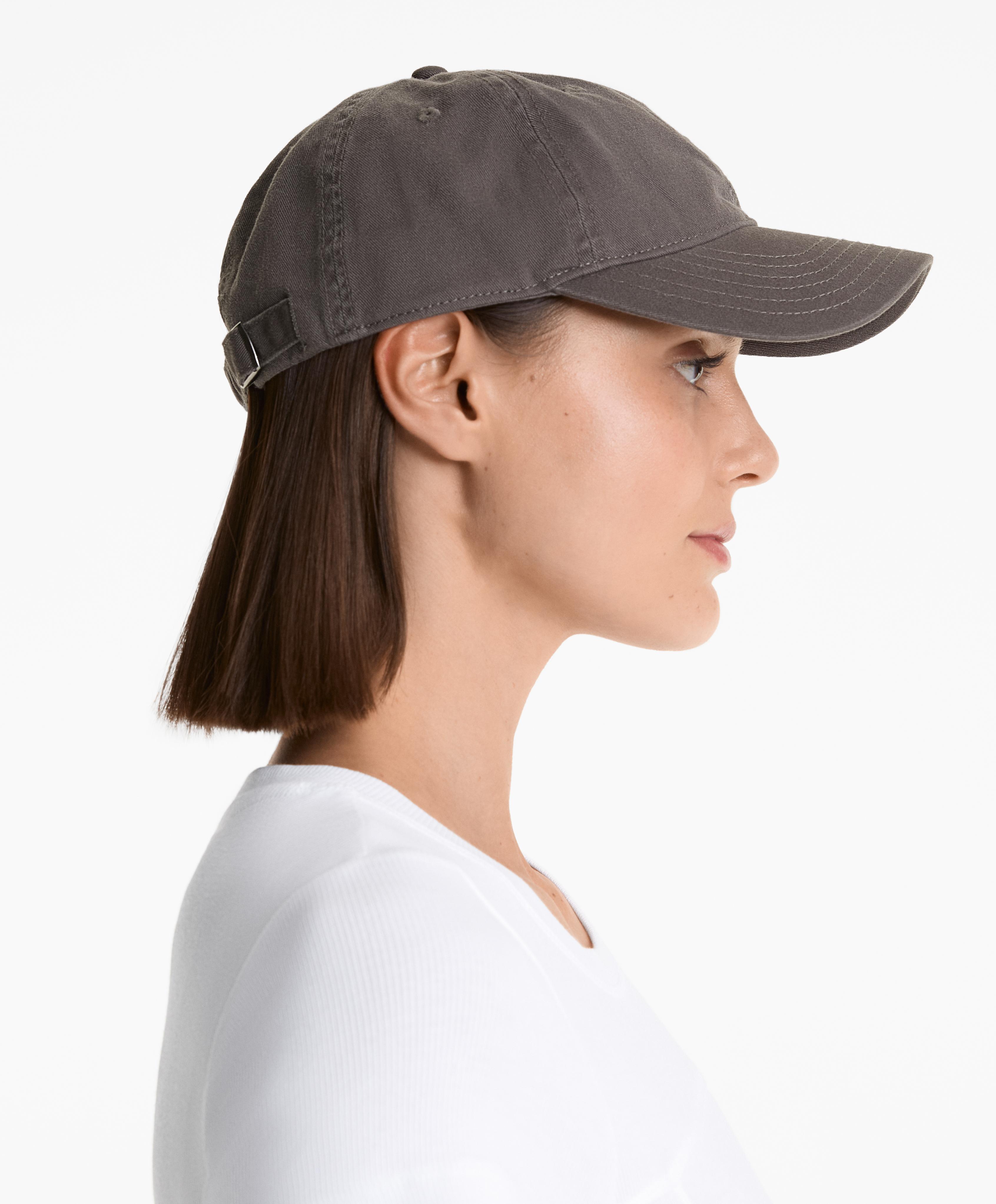 100% cotton cap with washed effect - Sale 100% cotton cap with washed effect - Sale