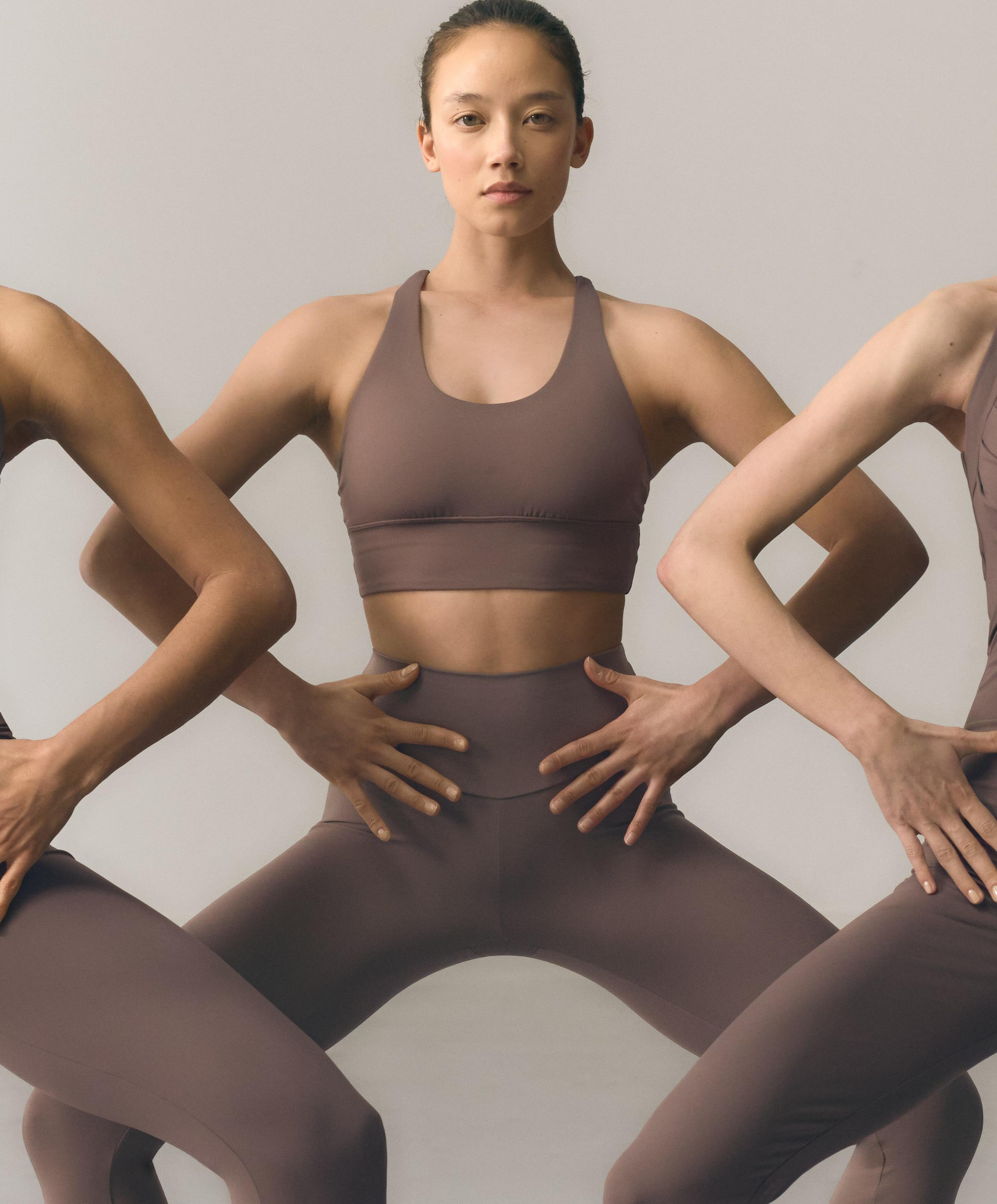 Medium-support Comfortlux sports bra with cups — TAUPE-GREY 