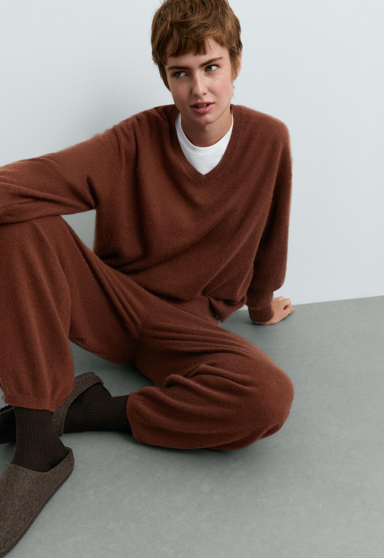100% cashmere balloon knit trousers — CHOCOLATE