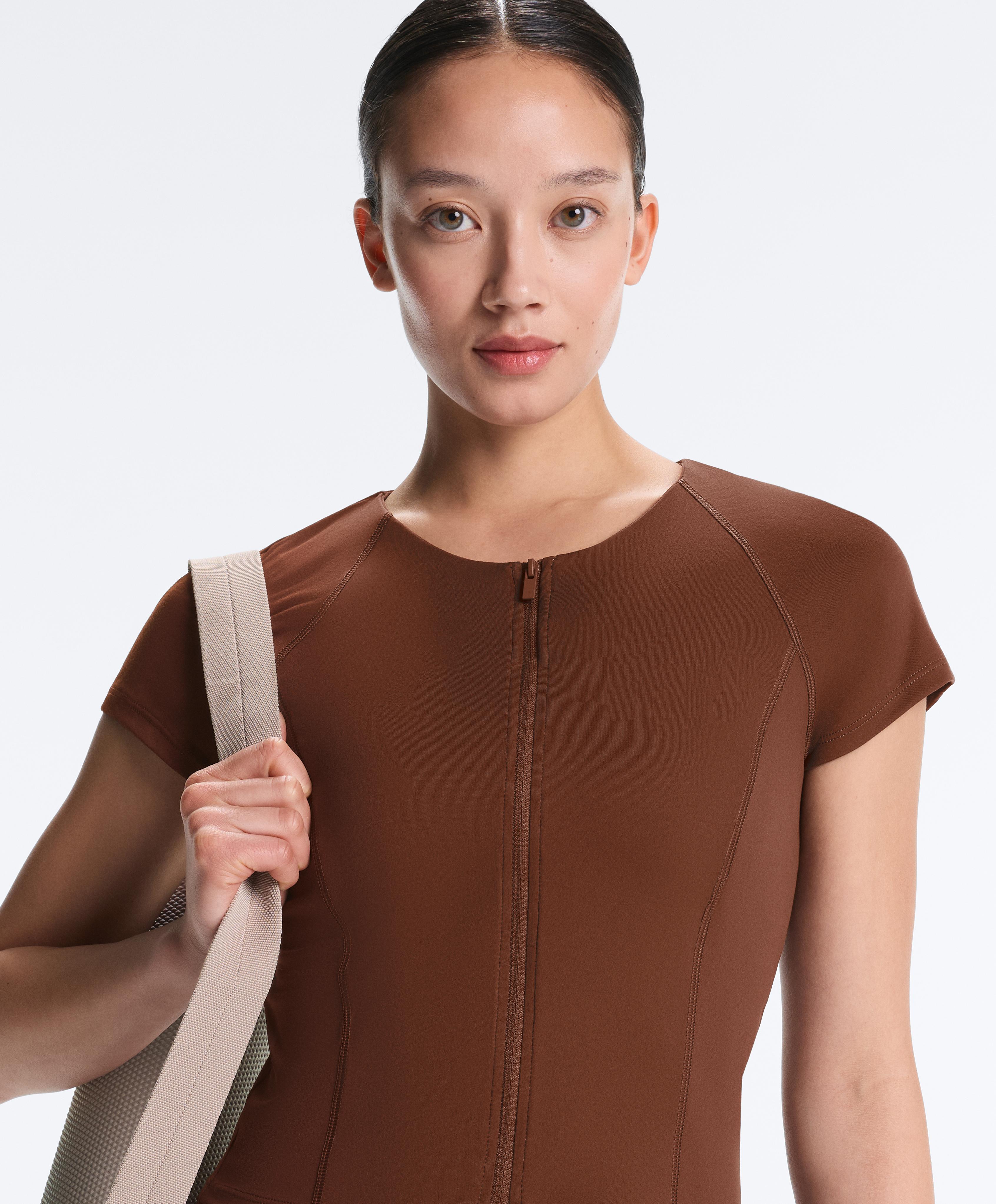 Short-sleeved zip T-shirt — COFFEE