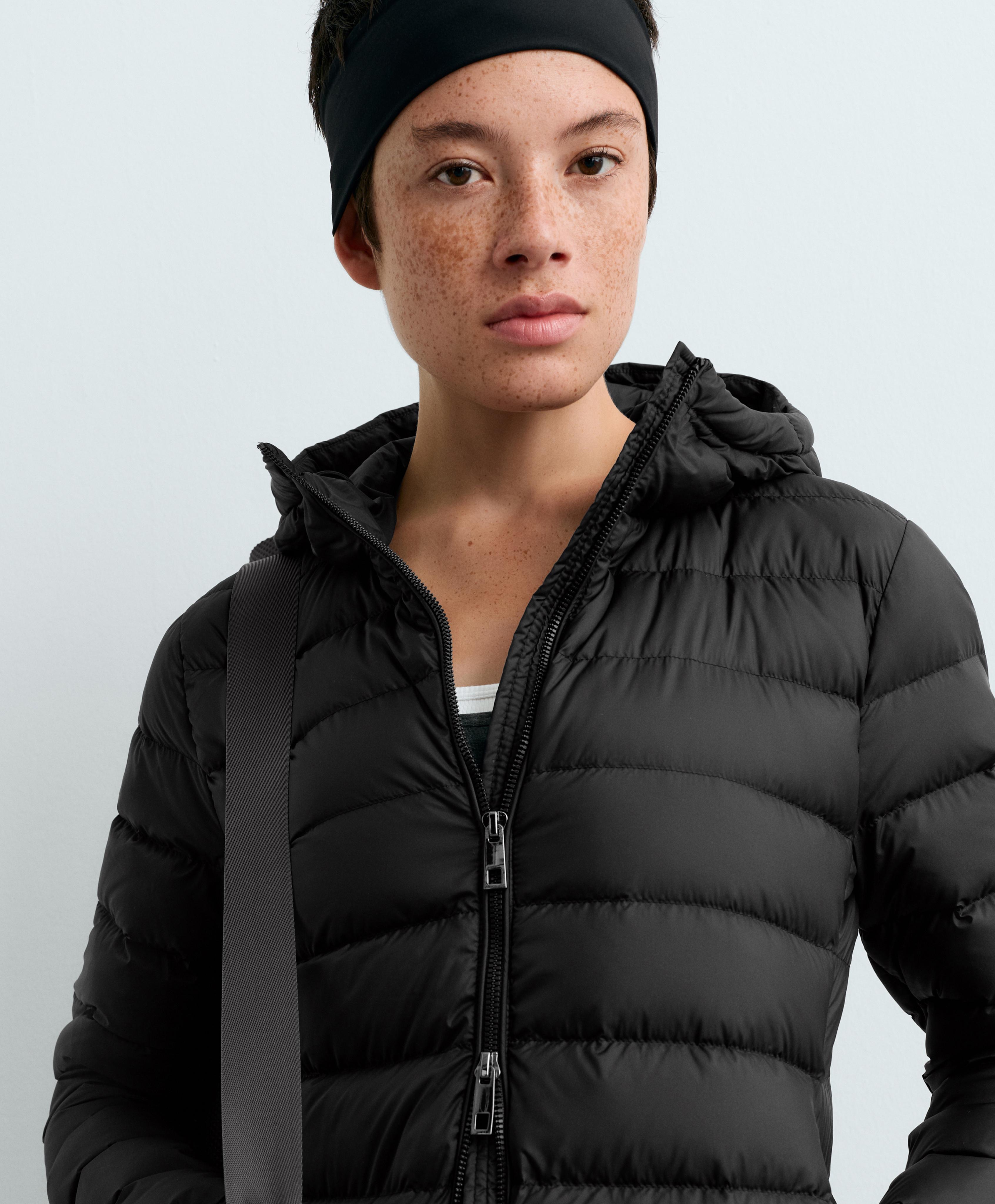Packable 100% down short puffer jacket — BLACK