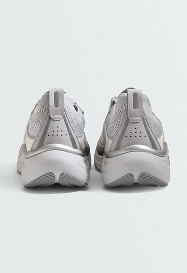 OY/PR 907 V2 running trainers — GREY 6