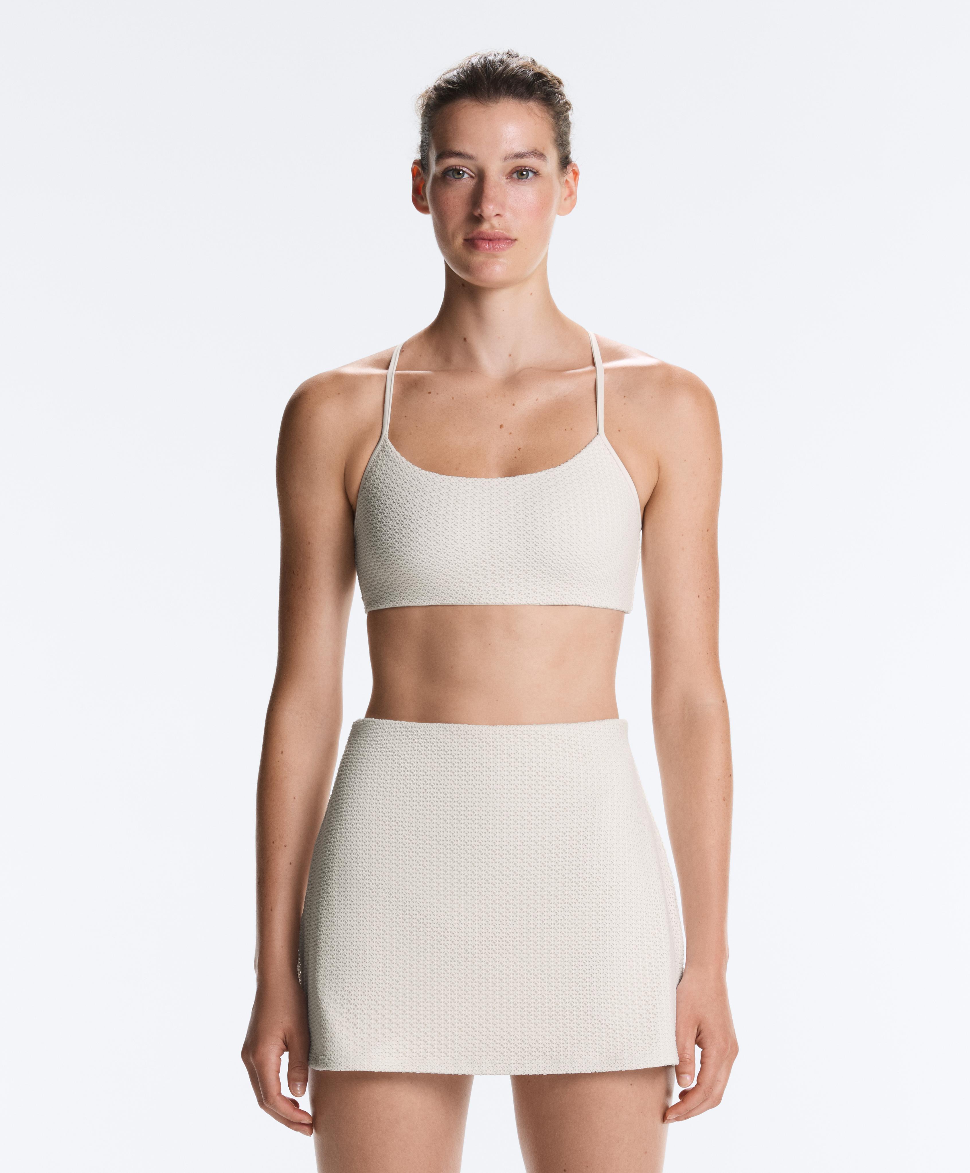 Low-support Comfortlux crochet sports bra — PALE ECRU