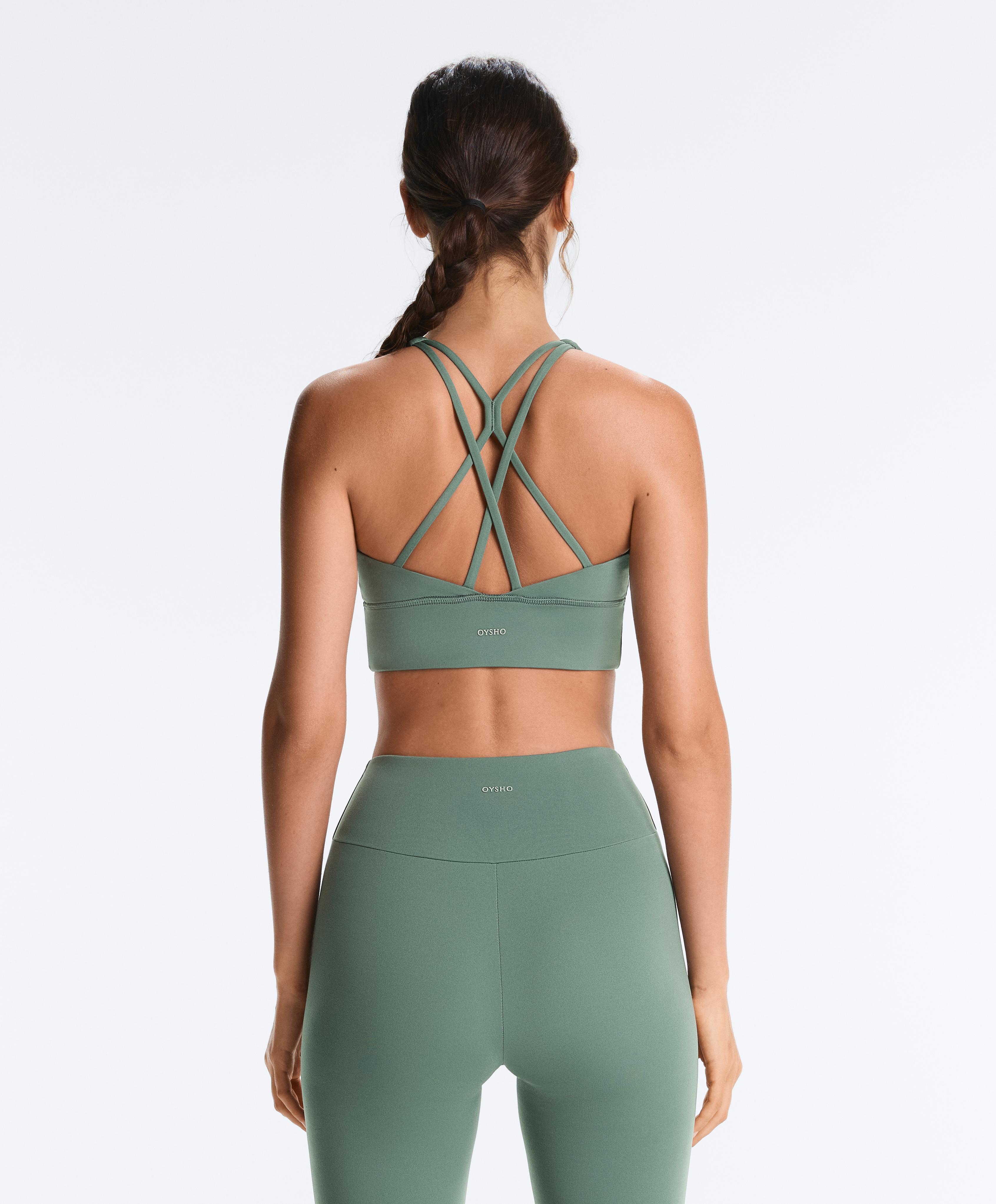 Medium-support Comfortlux sports bra with cups Medium-support Comfortlux sports bra with cups