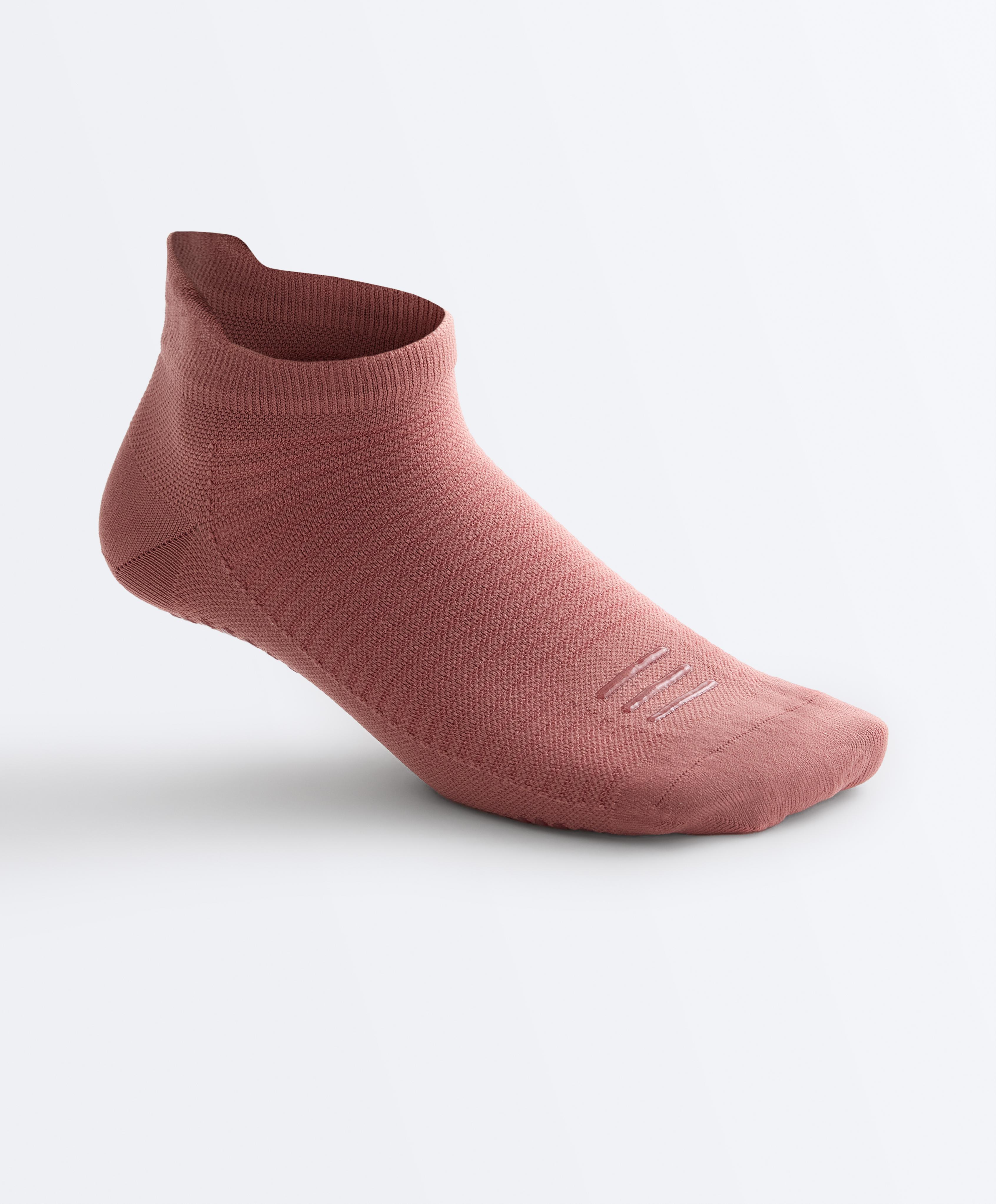 2 pairs of polyamide blend yoga and Pilates sneaker socks — BLUSH
