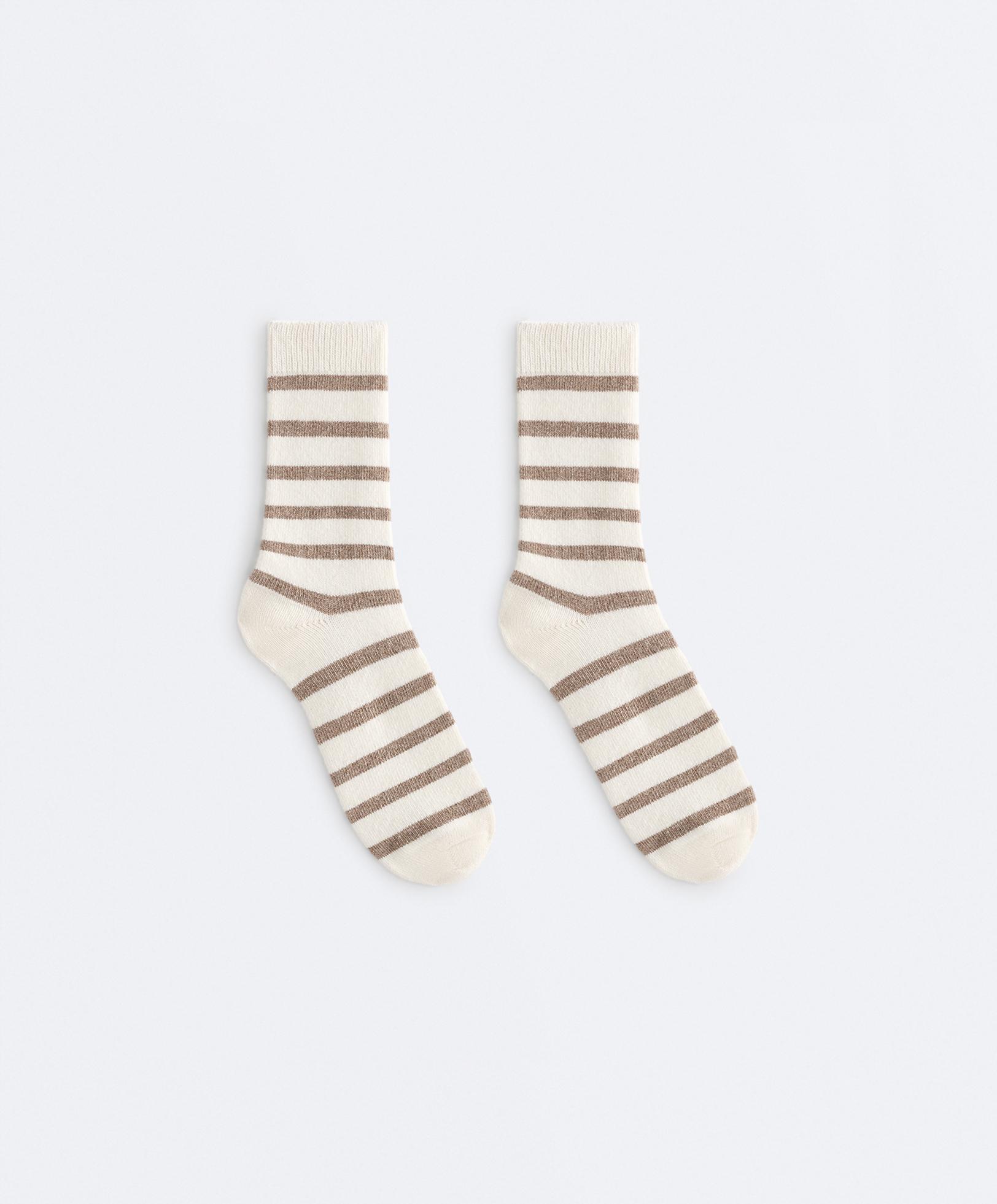 Classic socks in 19% cashmere 12% wool — ECRU