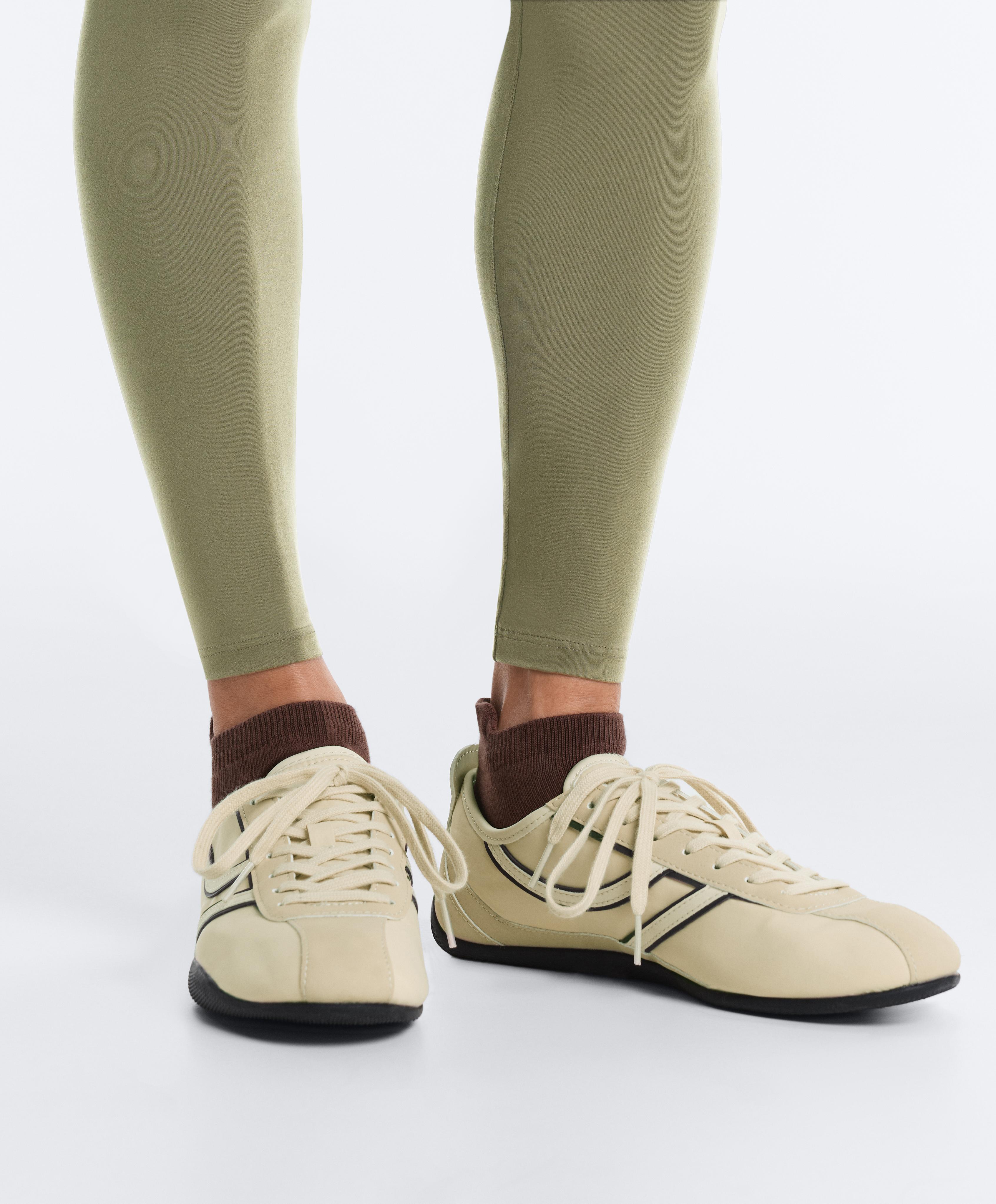 3 pairs of cotton blend sports sneaker socks with heel tab — CHOCOLATE