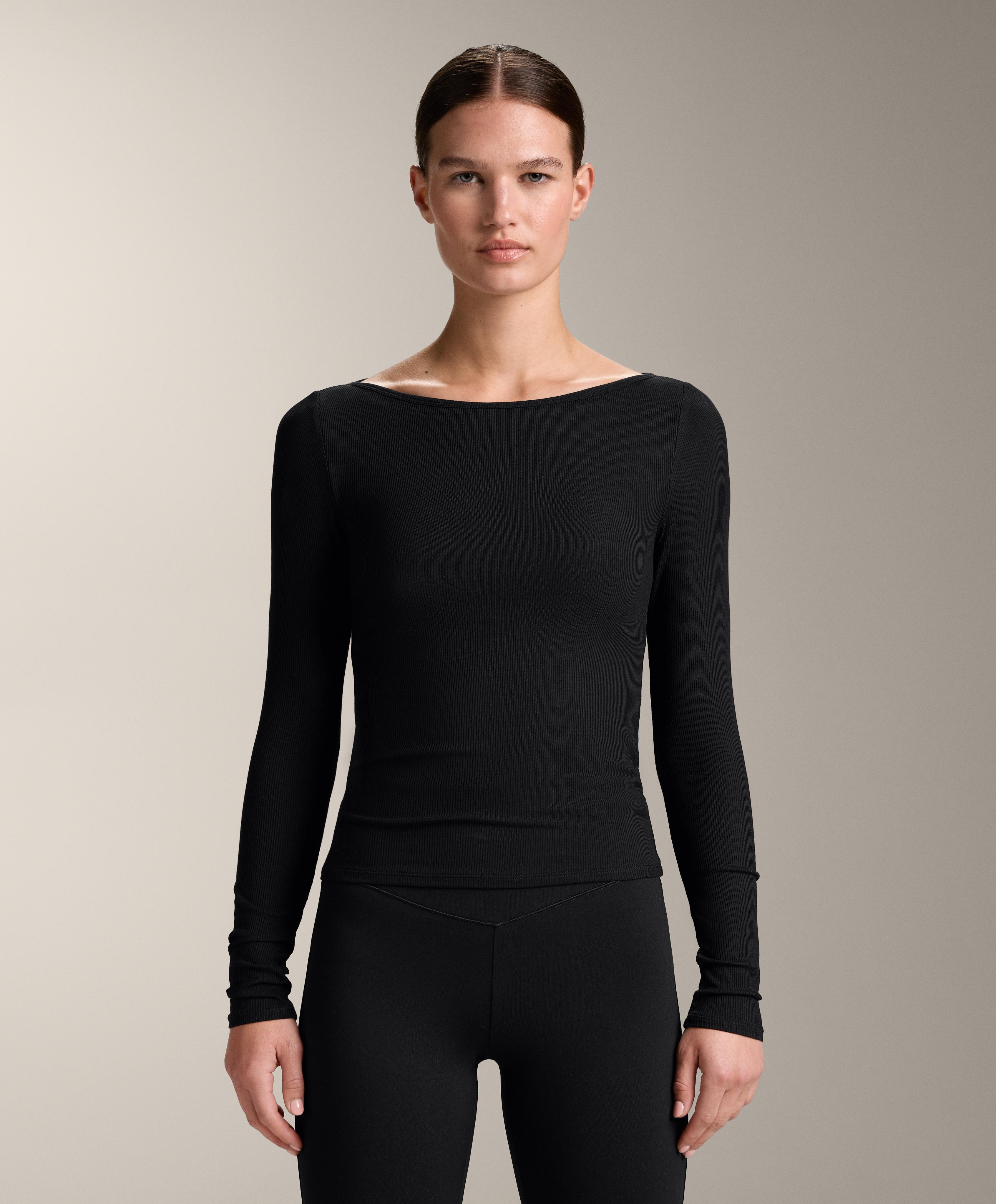 Geripptes Shirt mit U-Boot-Ausschnitt aus Modalmischung Geripptes Shirt mit U-Boot-Ausschnitt aus Modalmischung