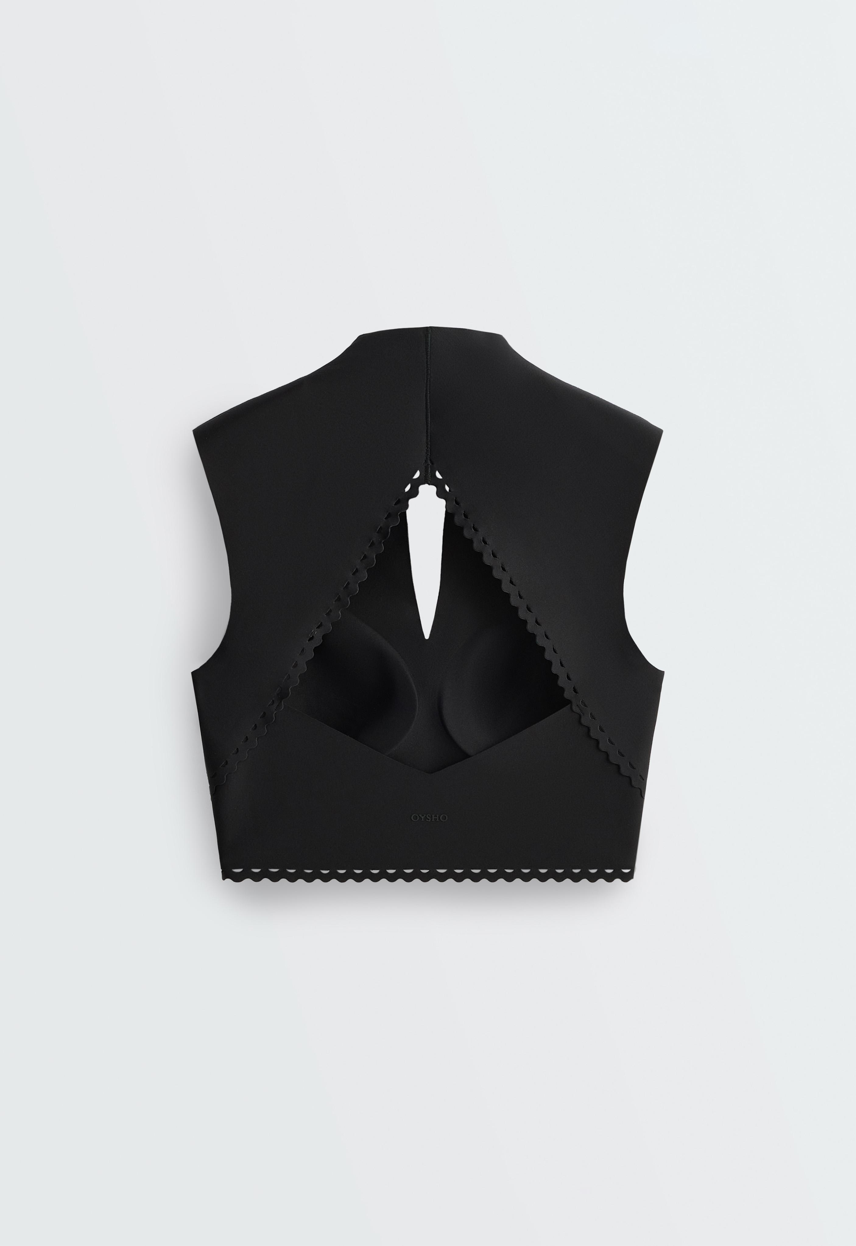 Perfect-adapt wave-detail tank top — BLACK