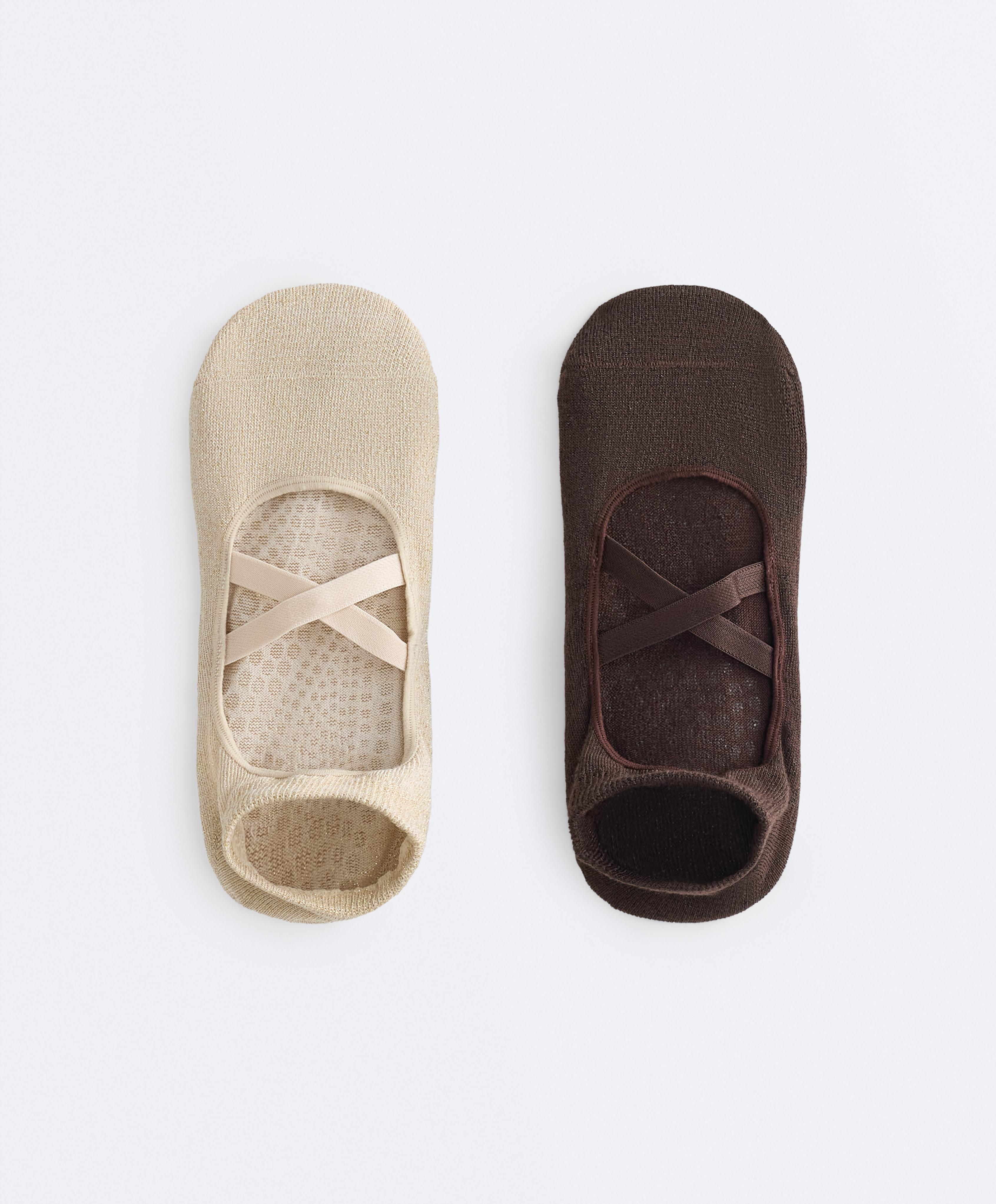 2 pairs of cotton blend yoga and Pilates socks with crossover straps