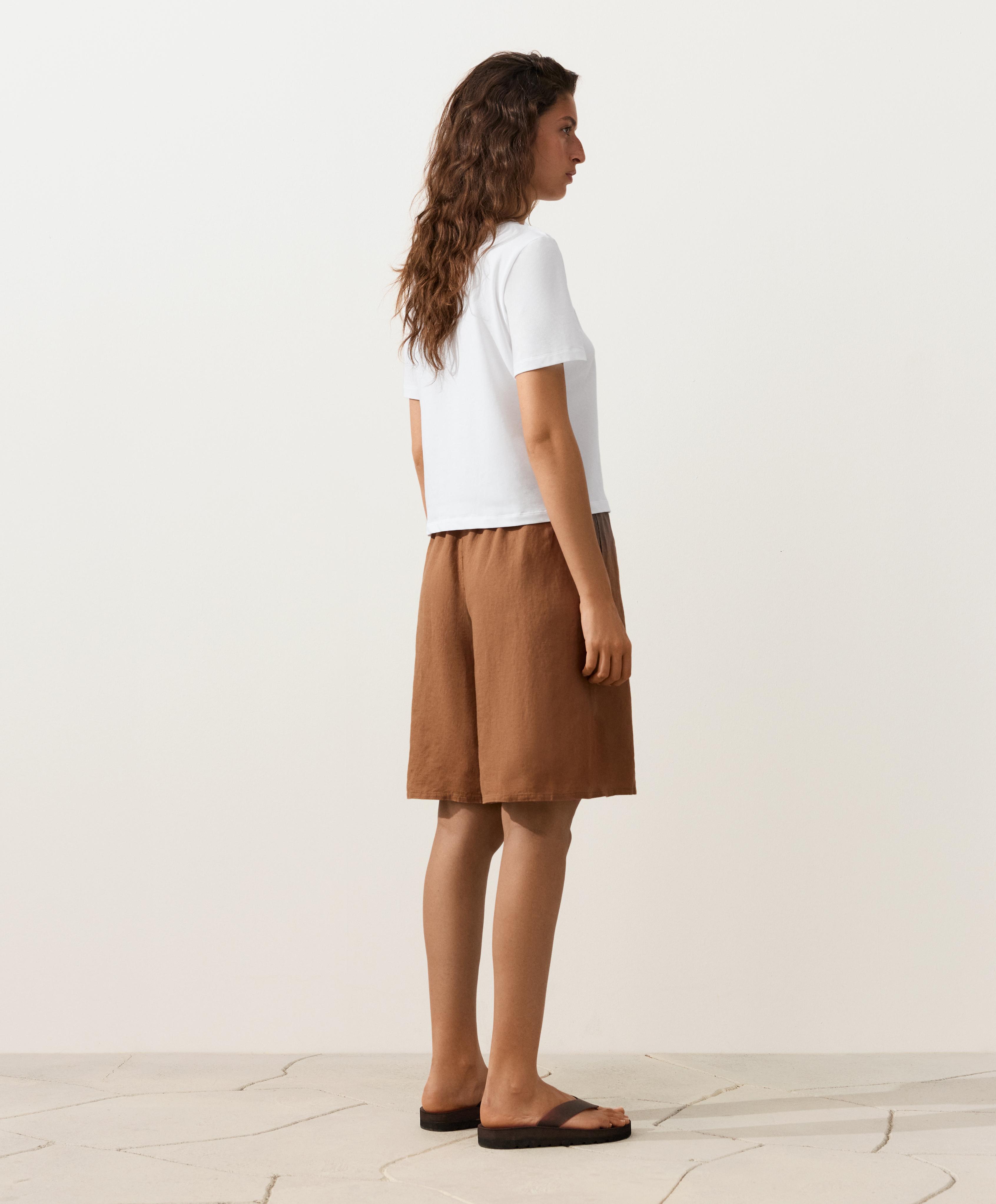 100% linen midi Bermuda shorts — TOFFEE