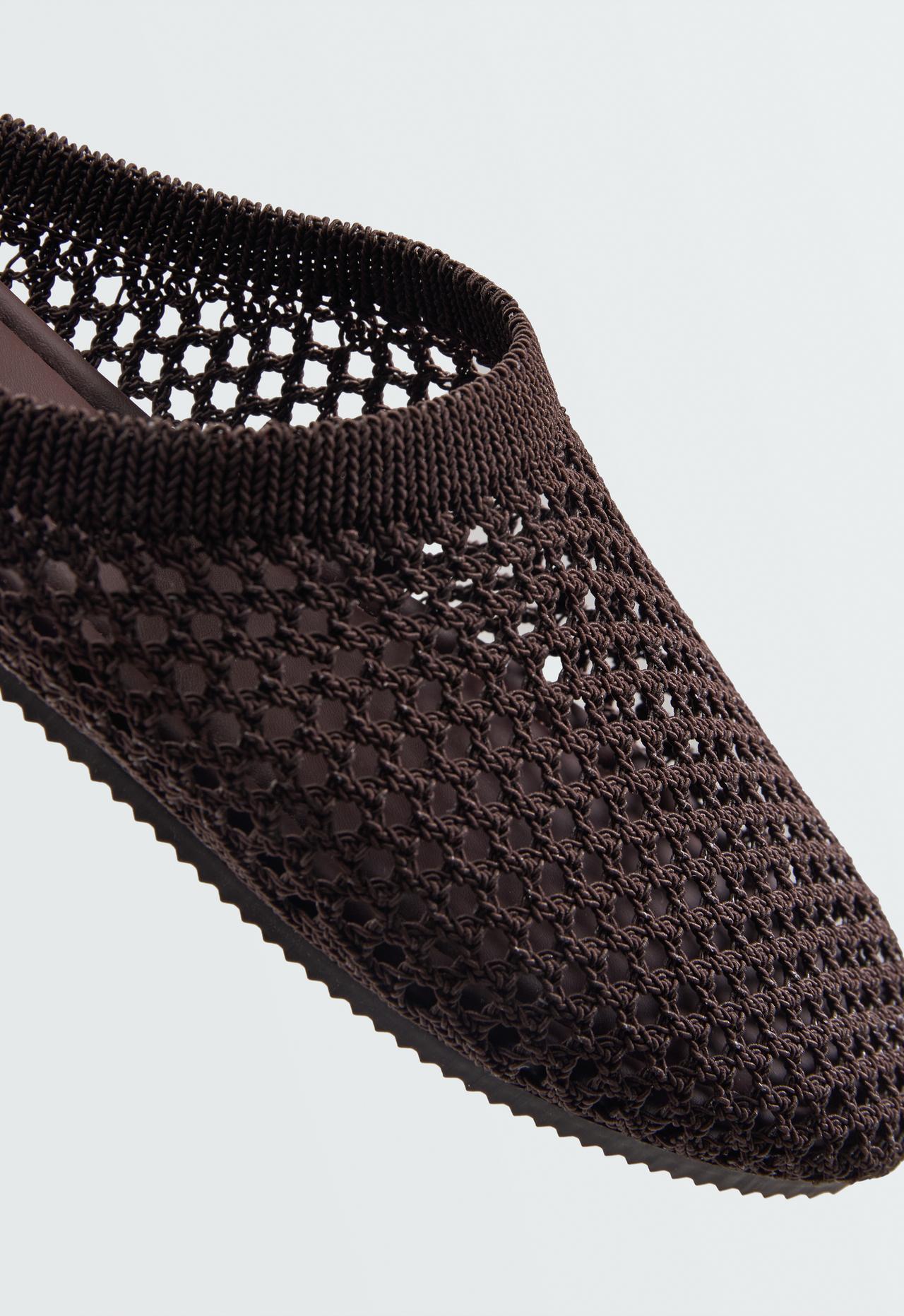 Crochet open-back clogs — BROWN
