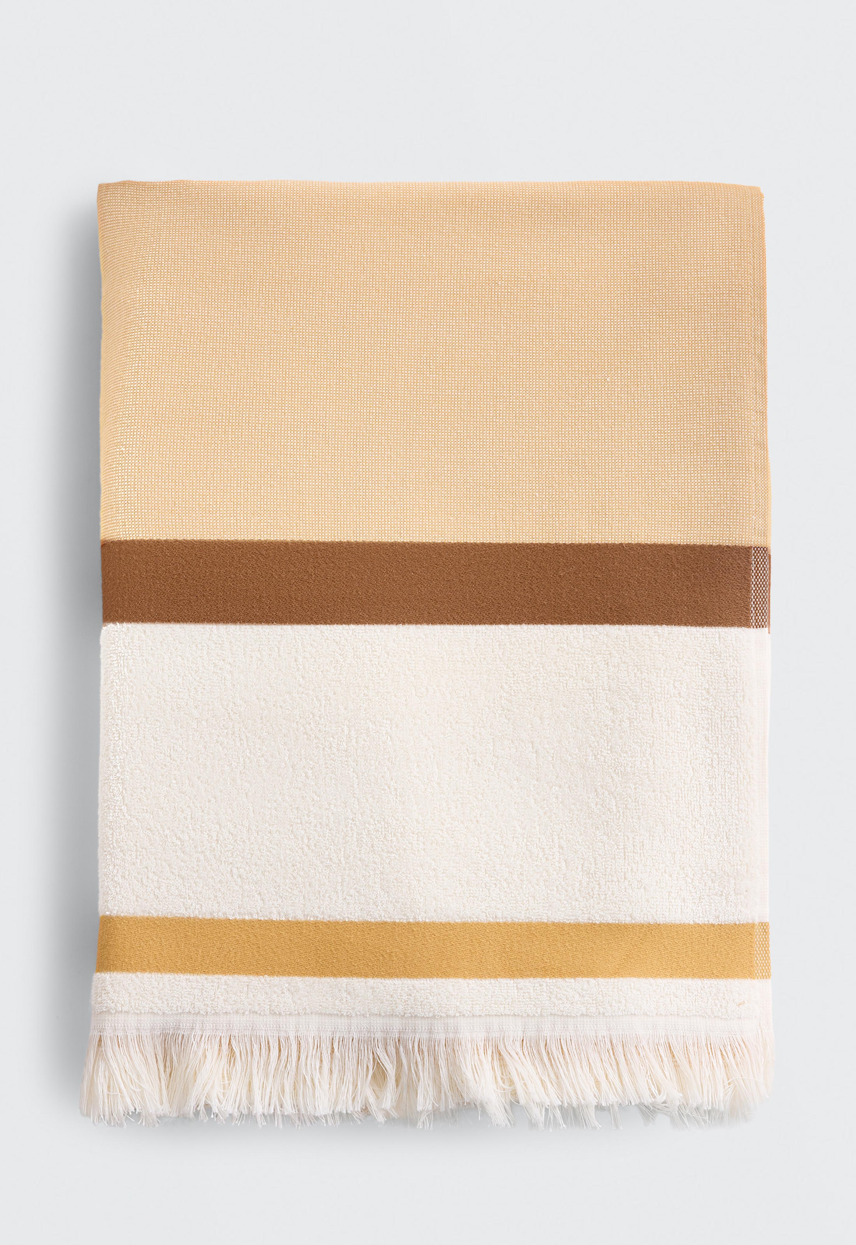 Striped 100% cotton towel - Sale Striped 100% cotton towel - Sale