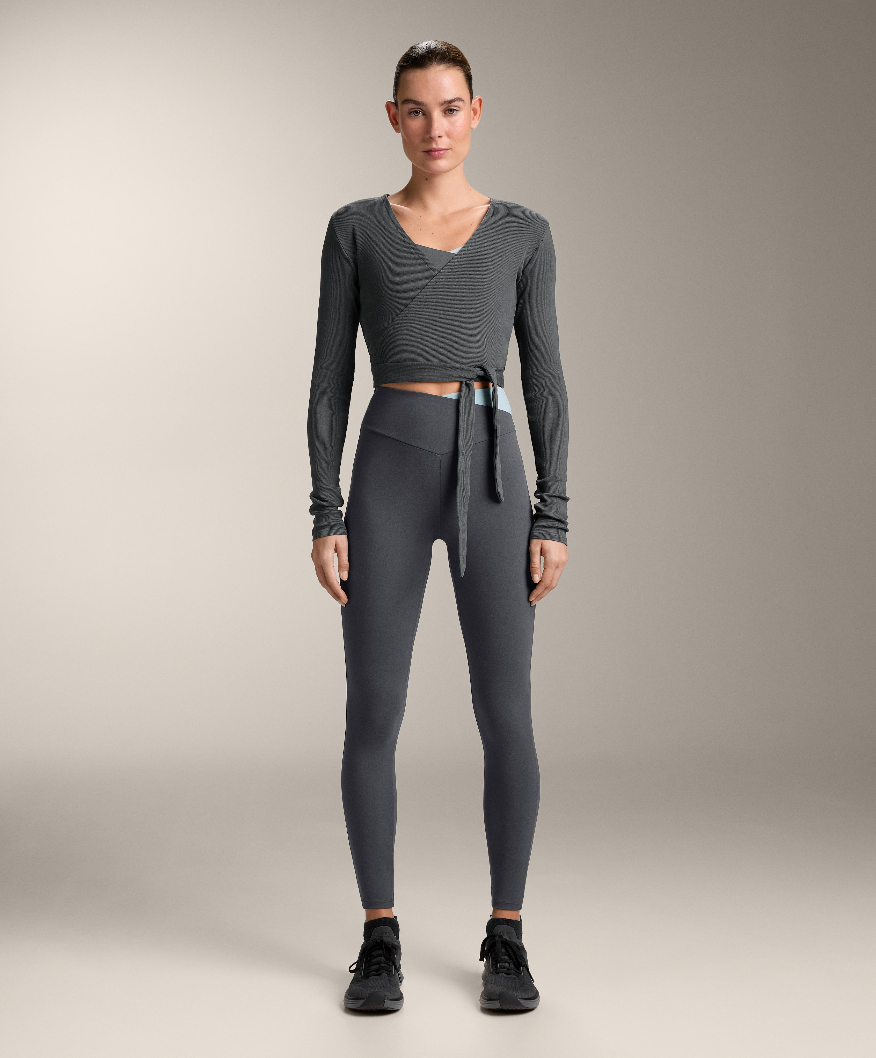 Rib pamuk karışımı kruvaze T-shirt