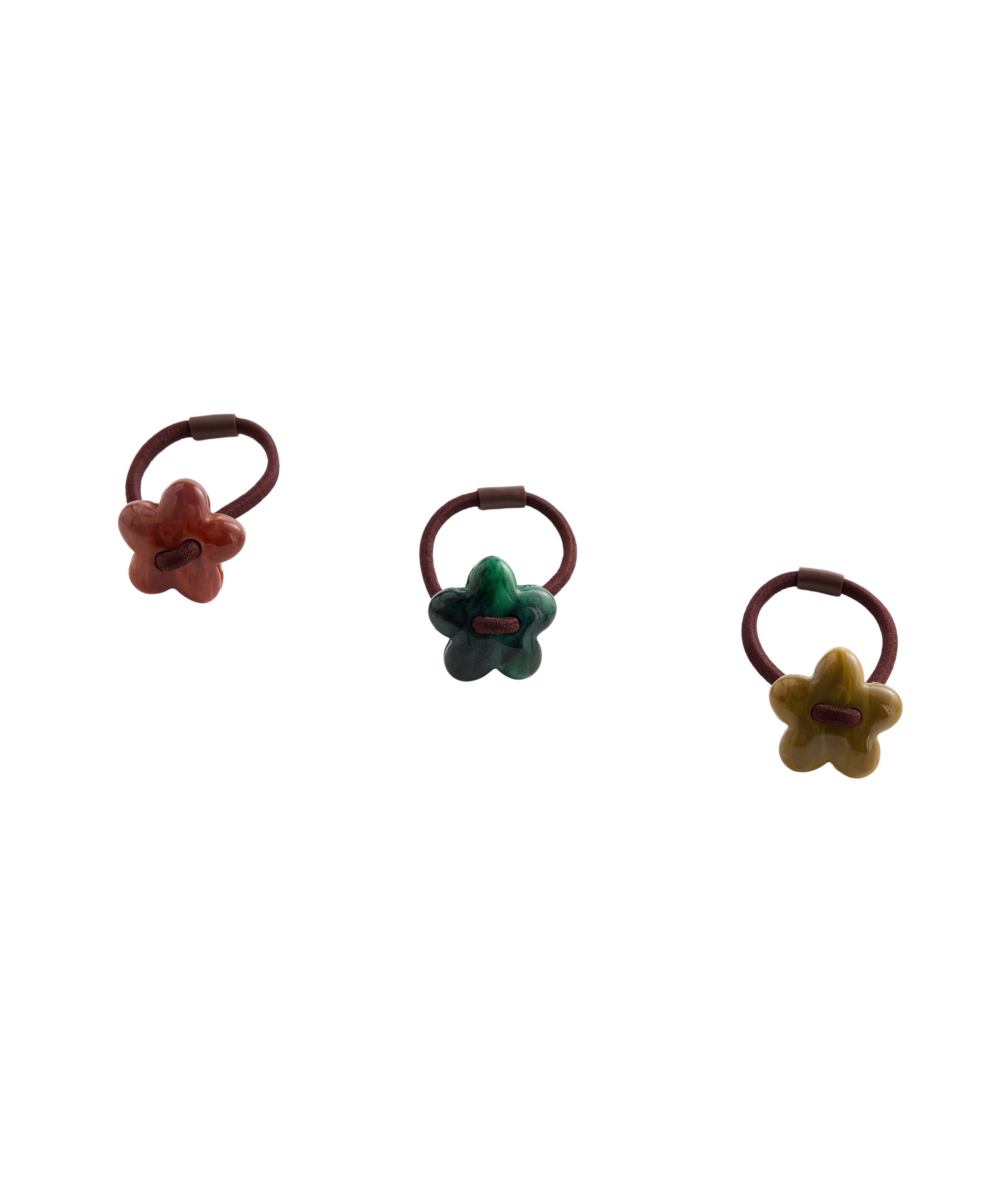 3 flower detail scrunchies — CHESTNUT