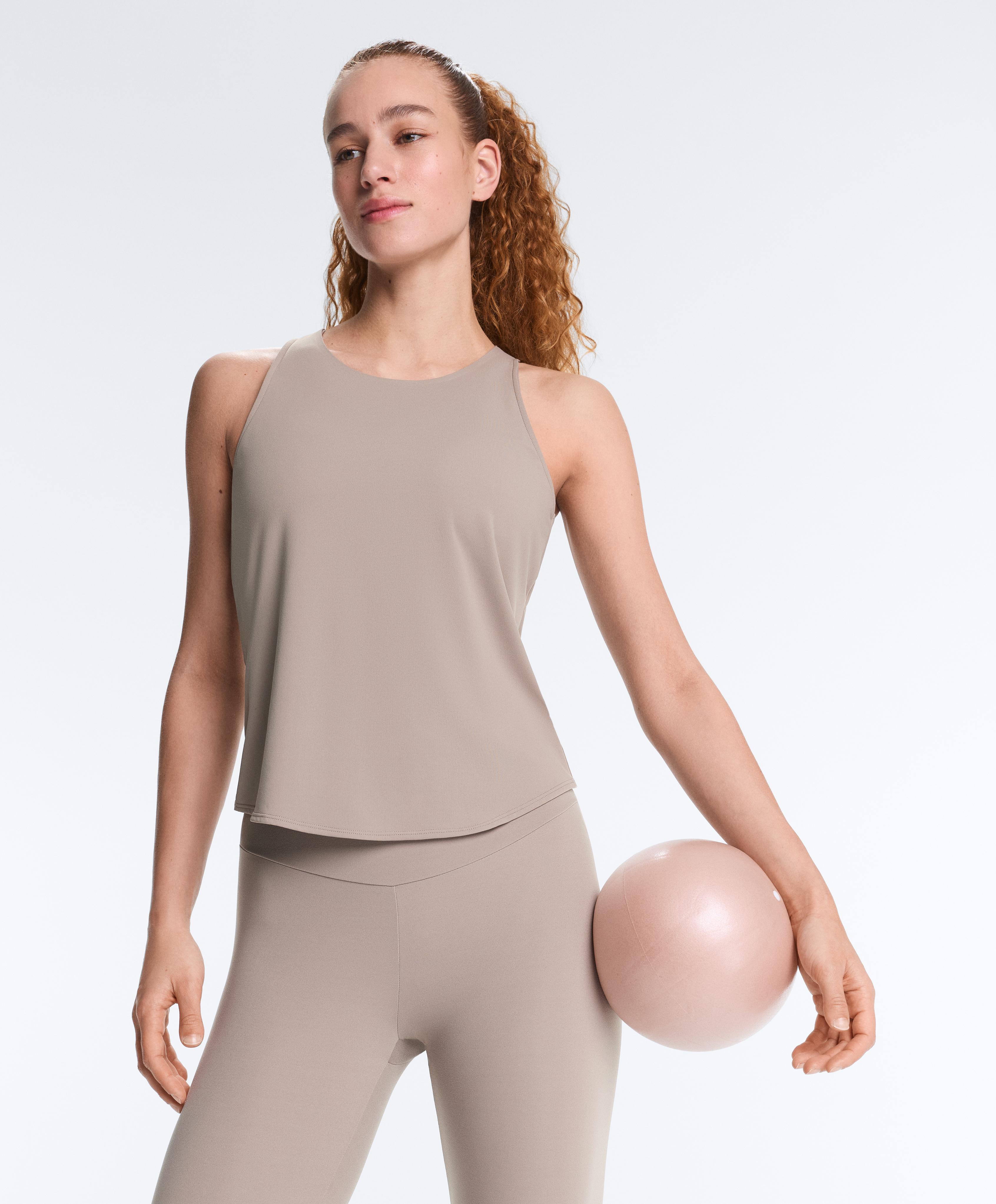 Comfortlux cross-back T-shirt — PALE TAUPE