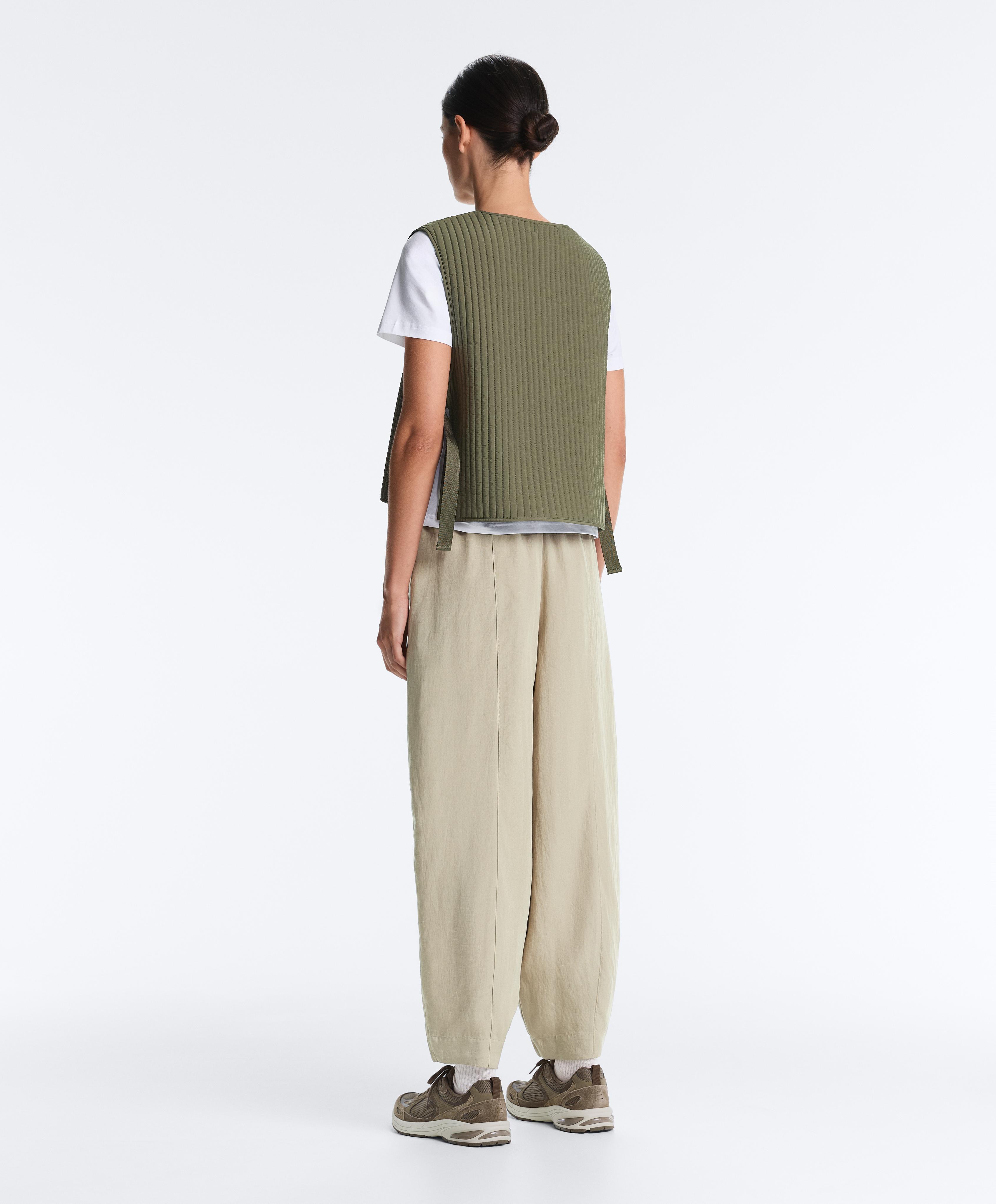Thin padded nylon gilet — KHAKI